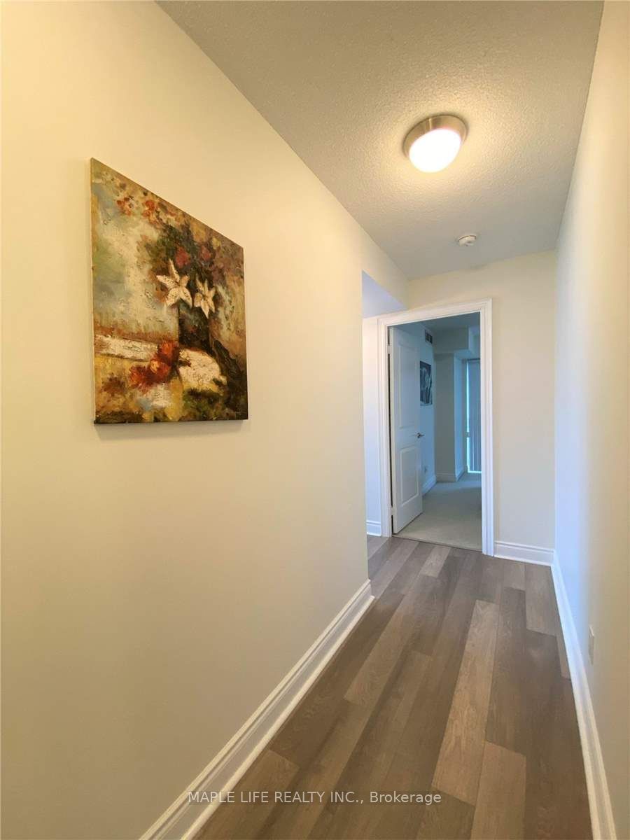 28 Ted Rogers Way 1802 Property Photo 8