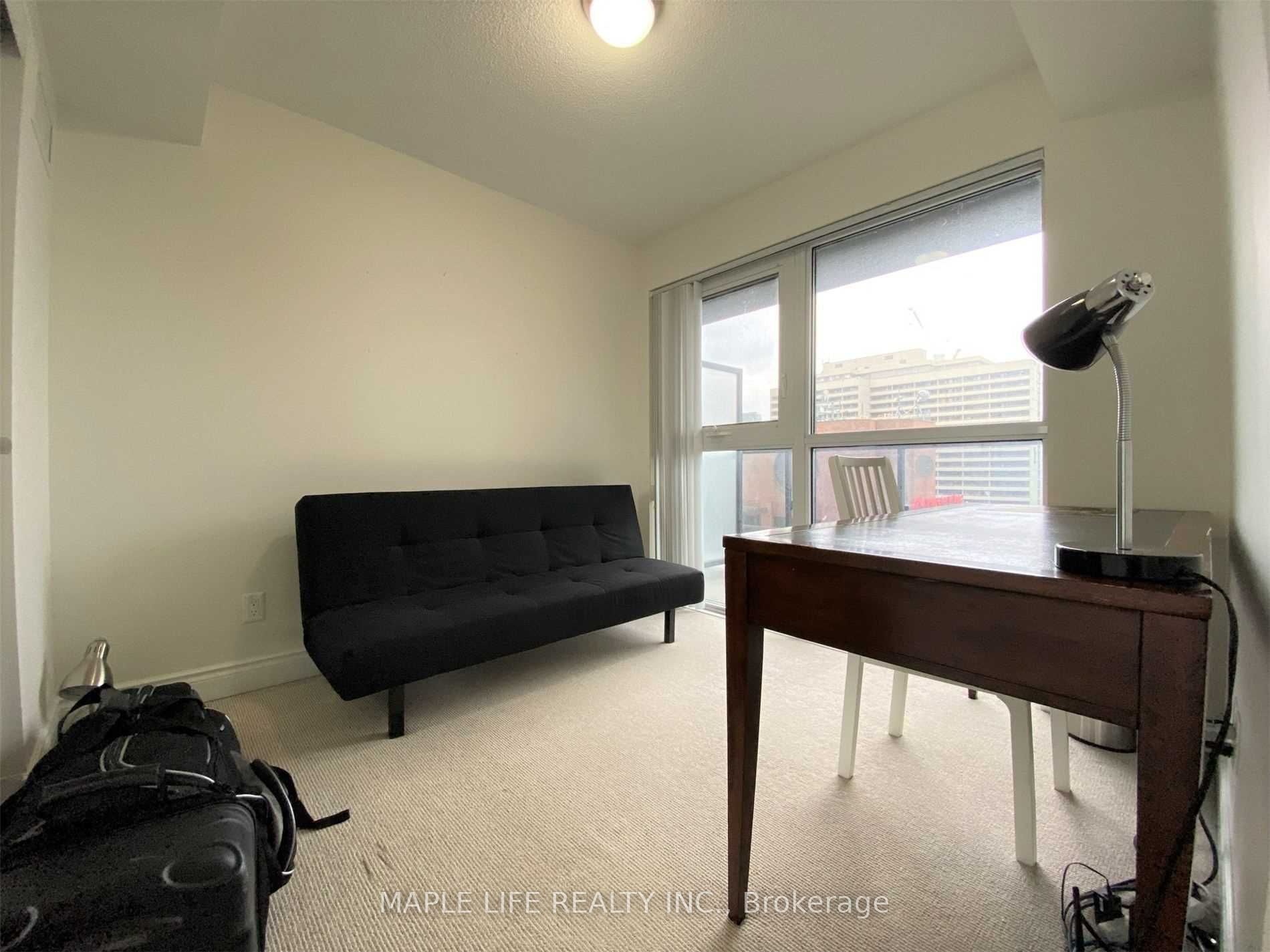 28 Ted Rogers Way 1802 Property Photo 13