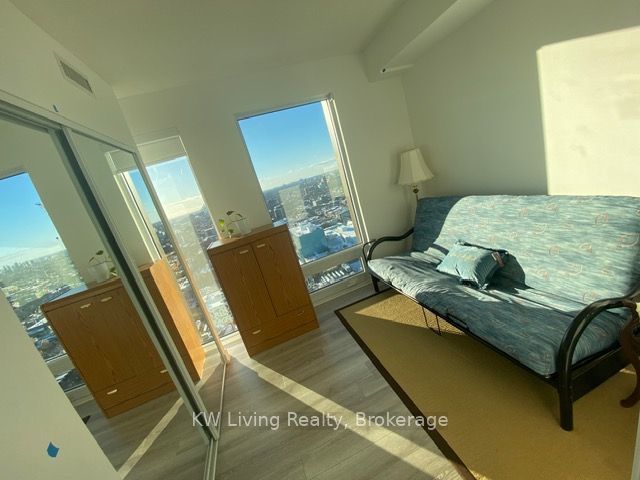 238 Simcoe Street 2908 Property Photo 14