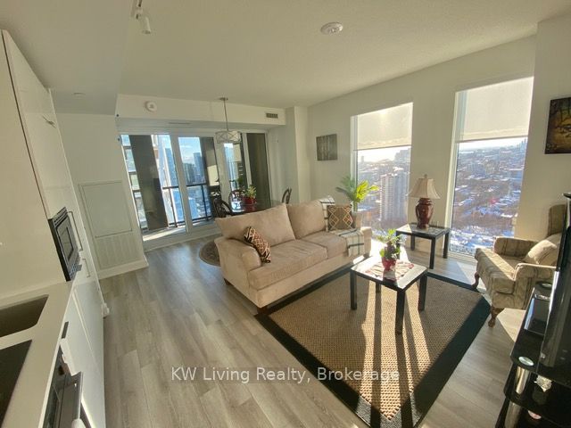 238 Simcoe Street 2908 Property Photo 17