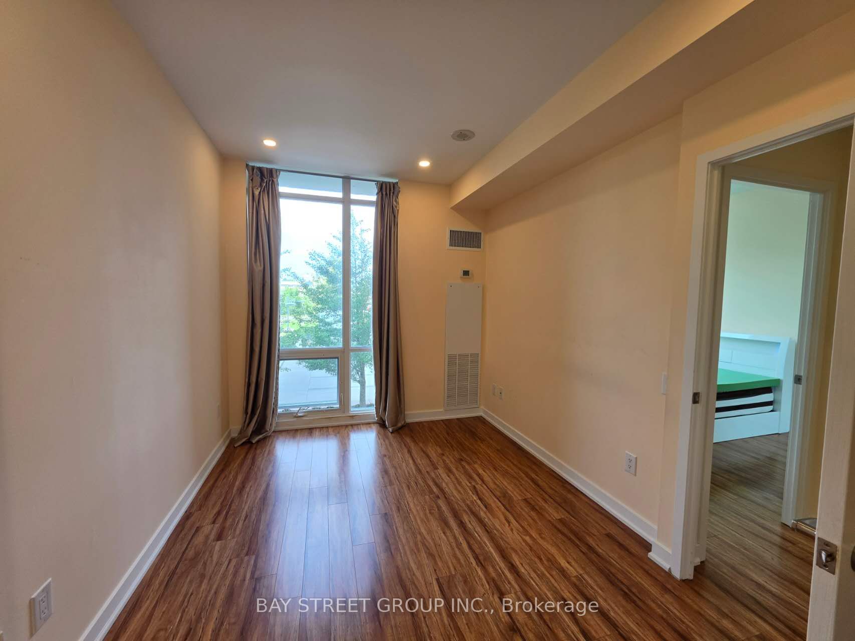 29 Singer Court Th 3 Property Photo 13