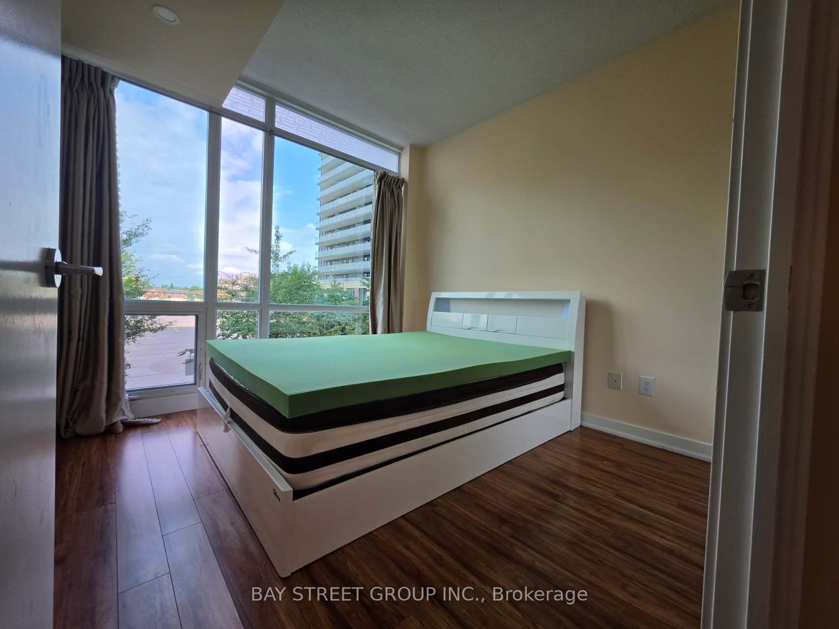 29 Singer Court Th 3 Property Photo 19