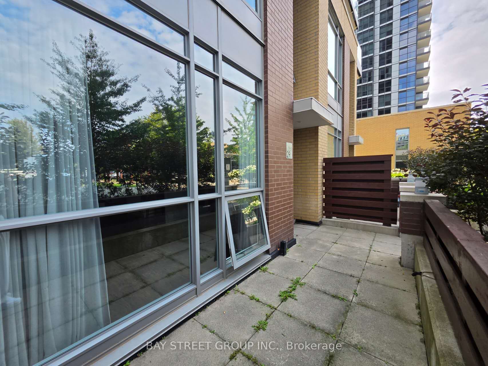 29 Singer Court Th 3 Property Photo 25