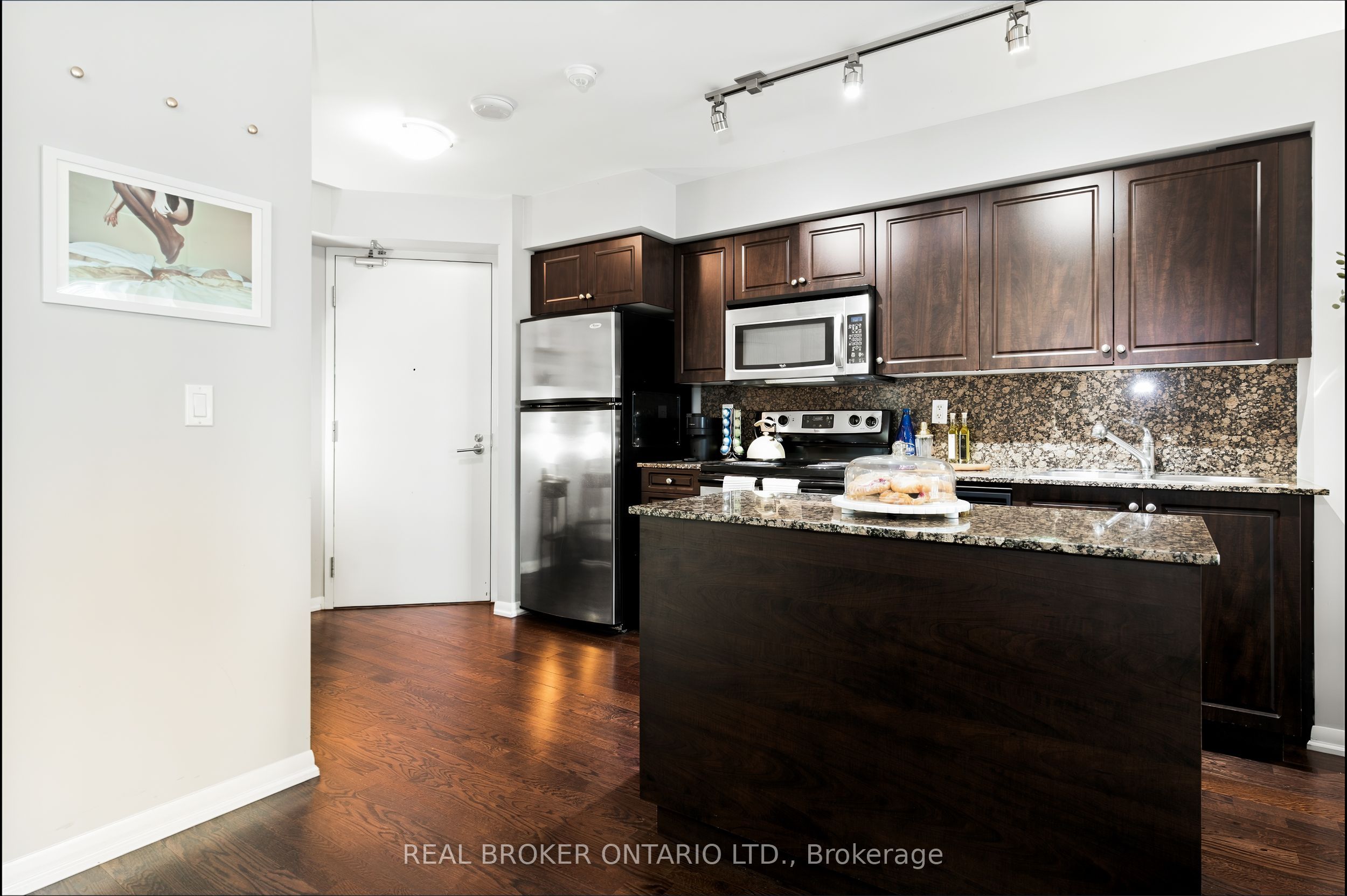 215 Fort York Boulevard 1312 Property Photo 13