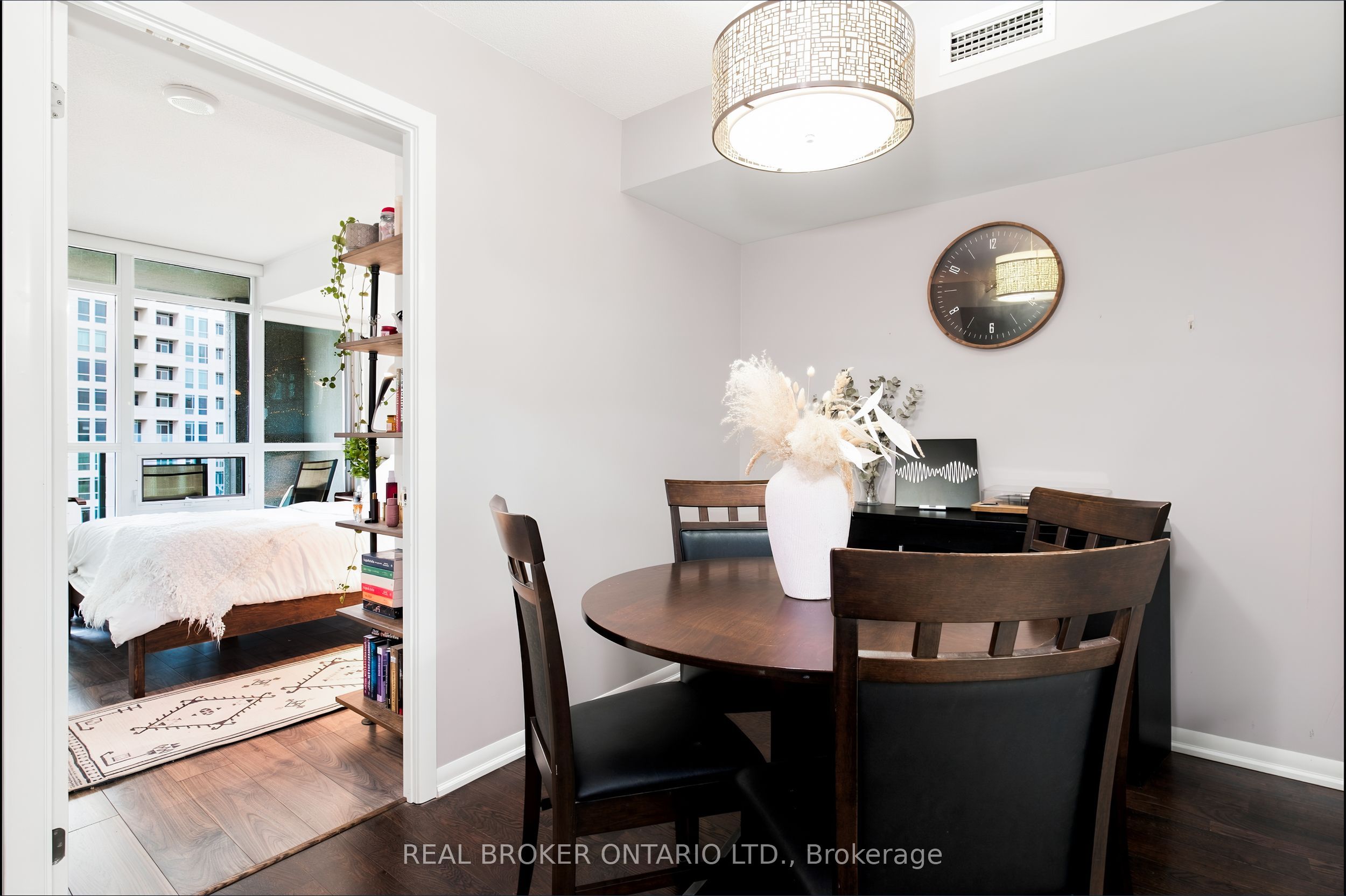 215 Fort York Boulevard 1312 Property Photo 17