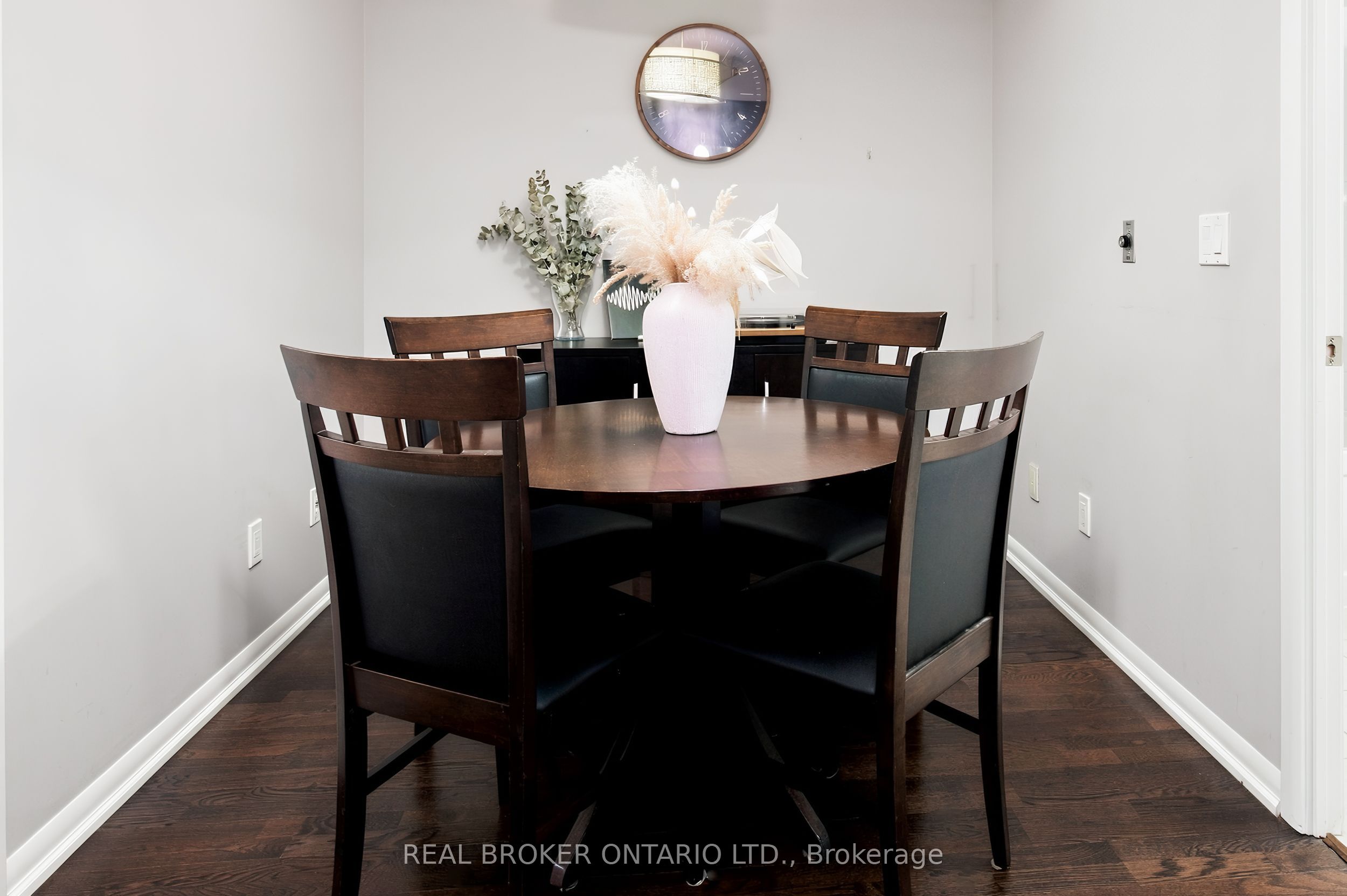 215 Fort York Boulevard 1312 Property Photo 18