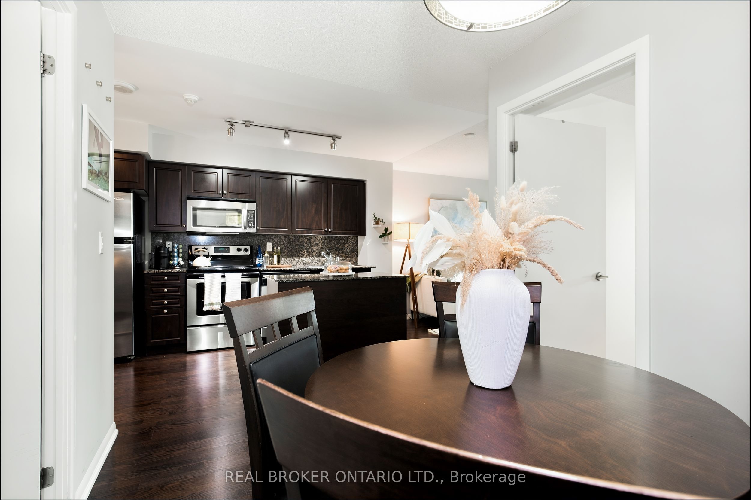 215 Fort York Boulevard 1312 Property Photo 19