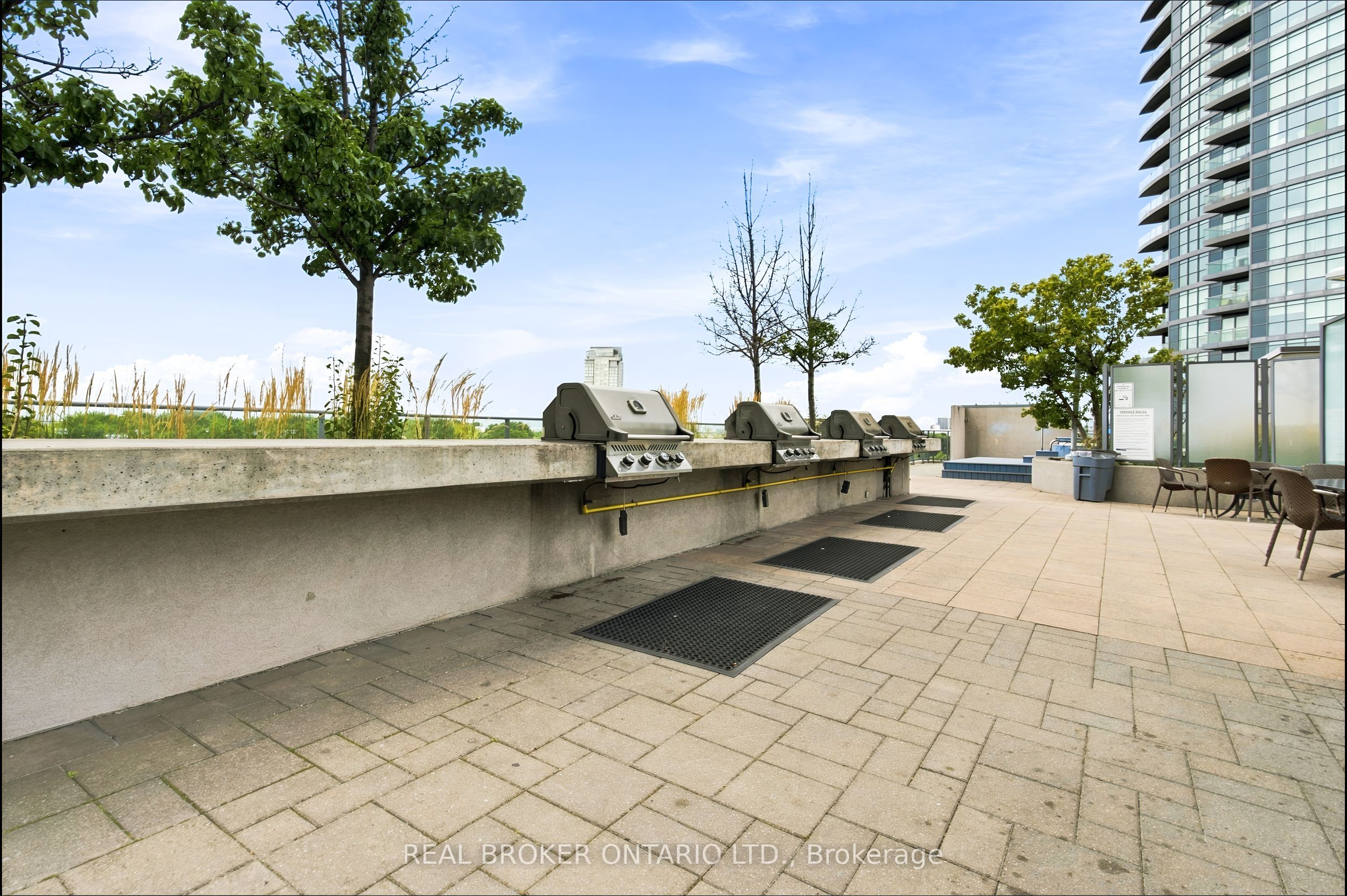 215 Fort York Boulevard 1312 Property Photo 35