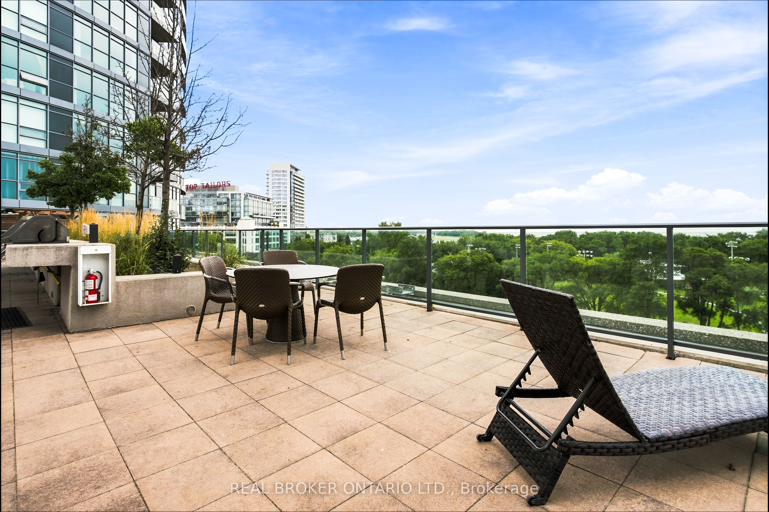 215 Fort York Boulevard 1312 Property Photo 36