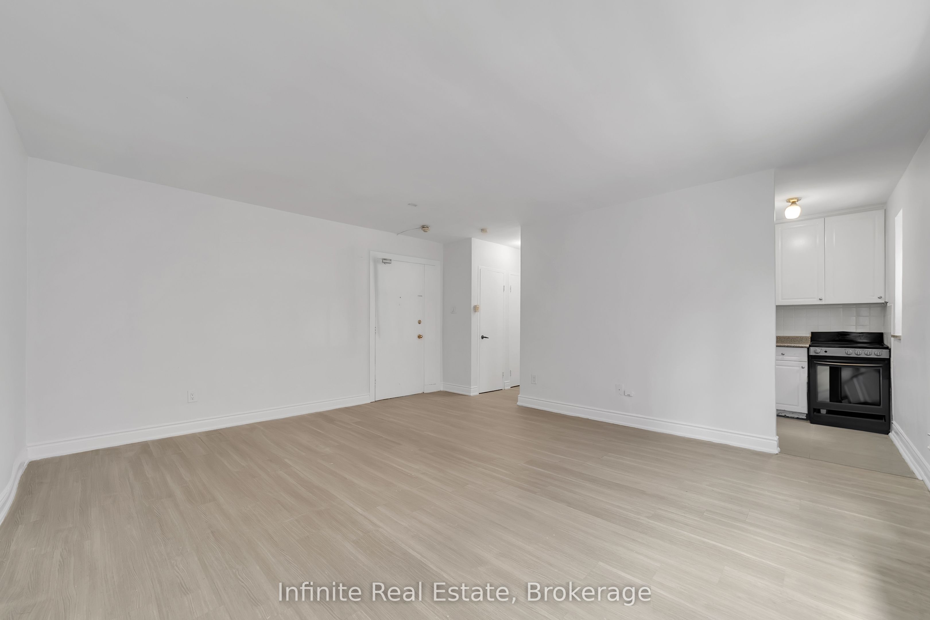 896 Eglinton Avenue E 111 Property Photo 2
