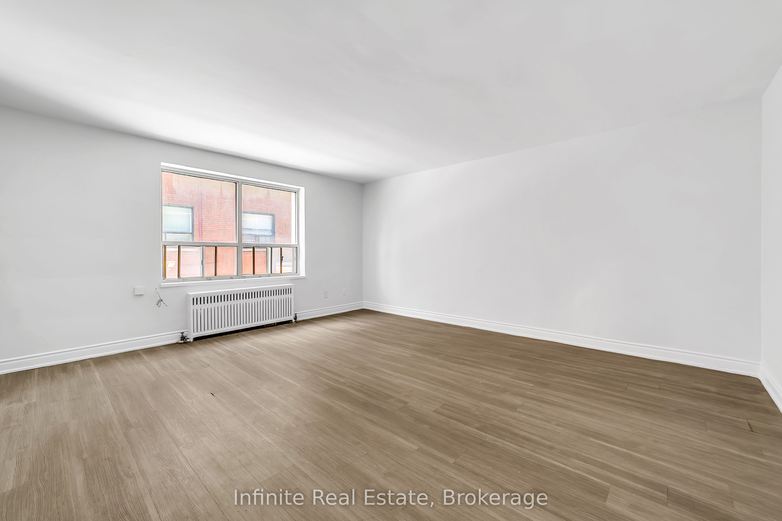 896 Eglinton Avenue E 111 Property Photo 7