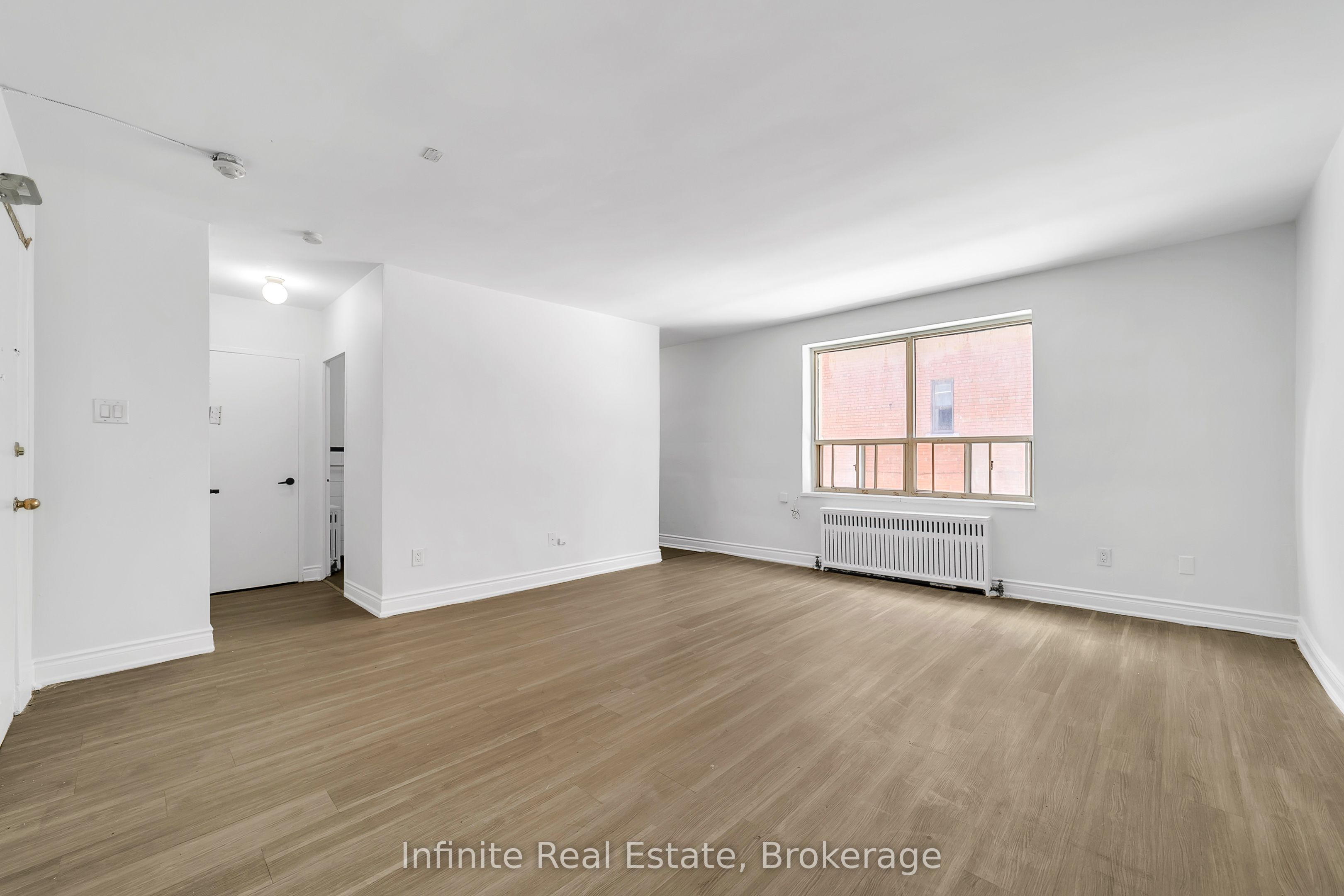 896 Eglinton Avenue E 111 Property Photo 8