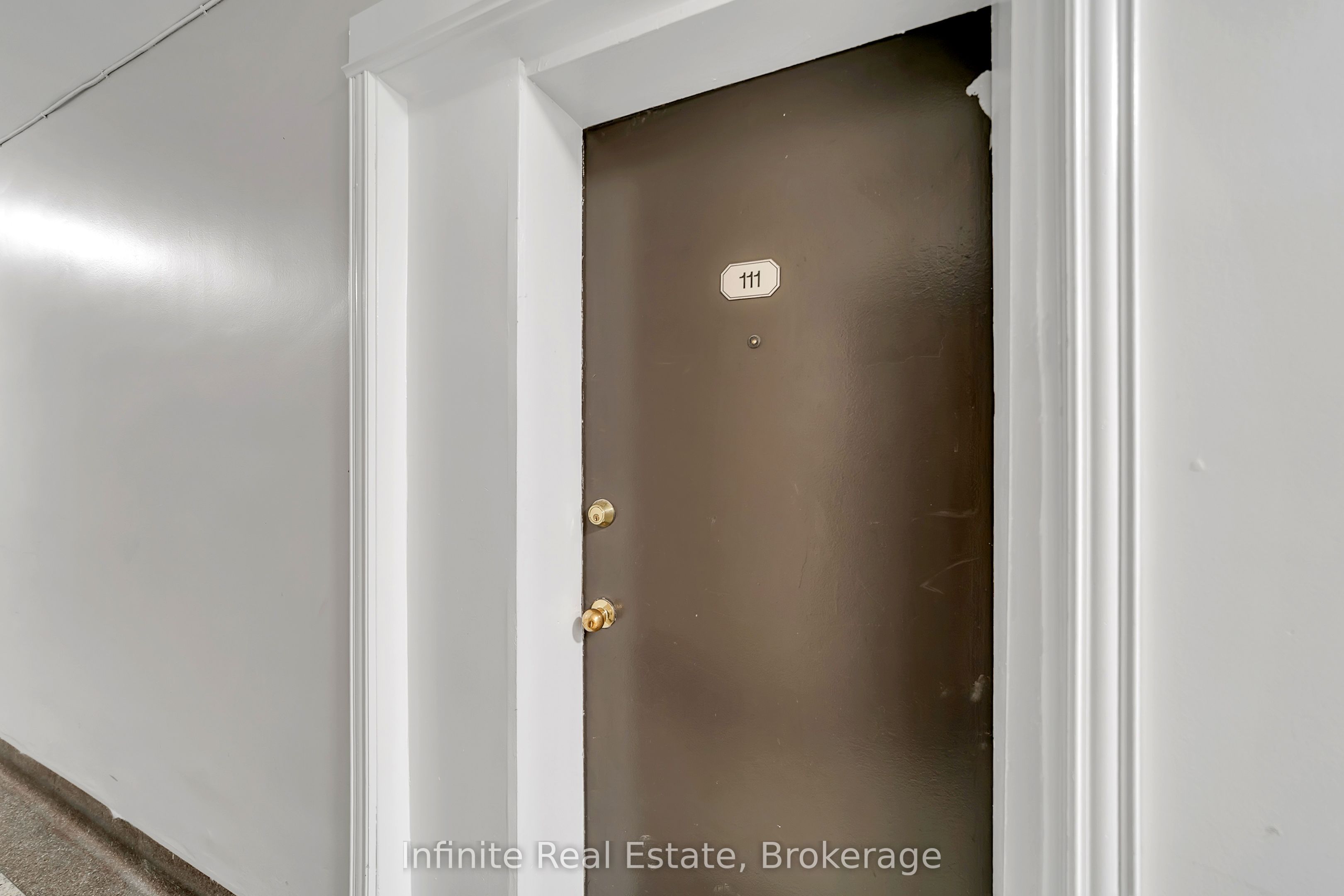 896 Eglinton Avenue E 111 Property Photo 12