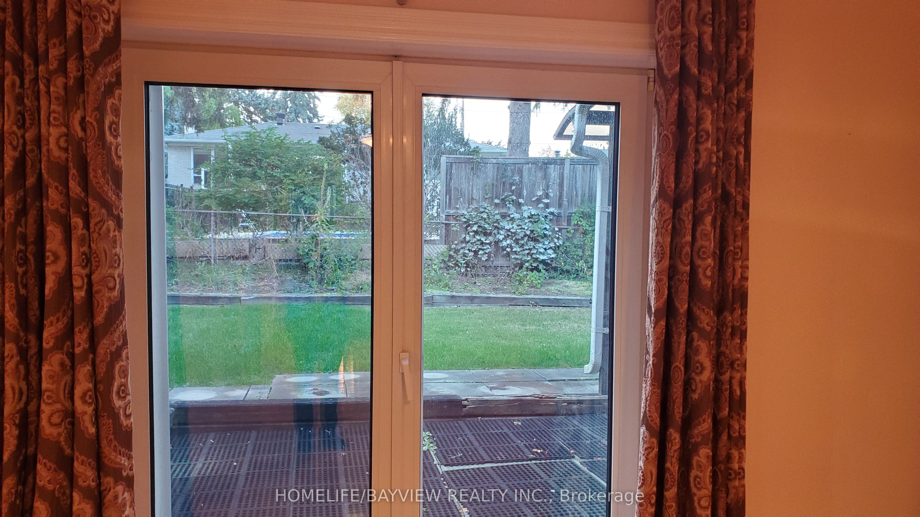 6 Restwell Crescent Property Photo 17