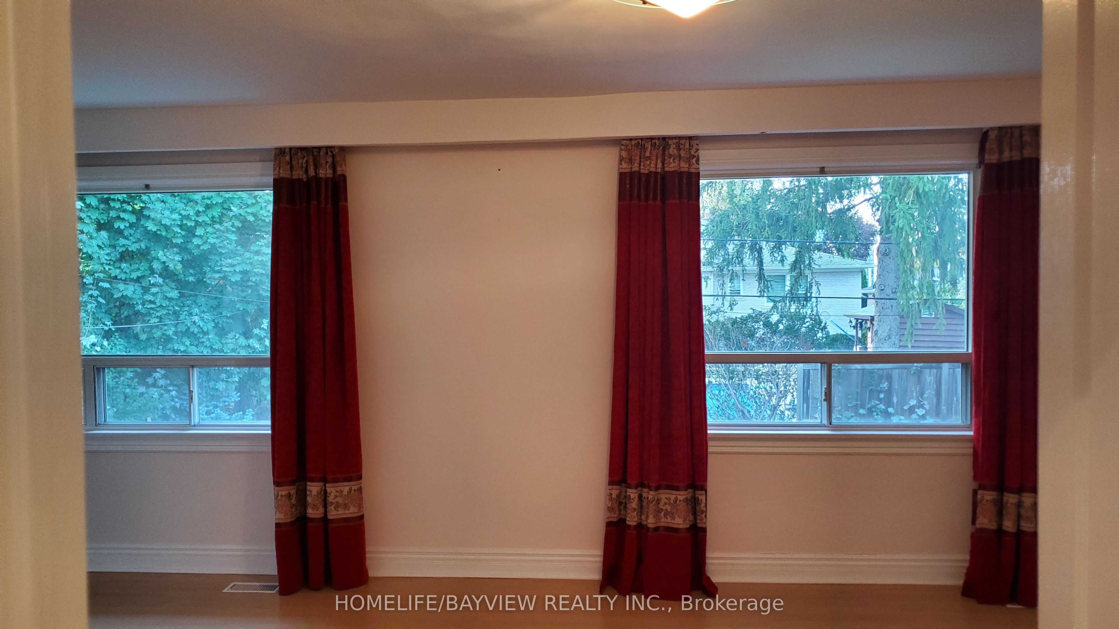 6 Restwell Crescent Property Photo 29