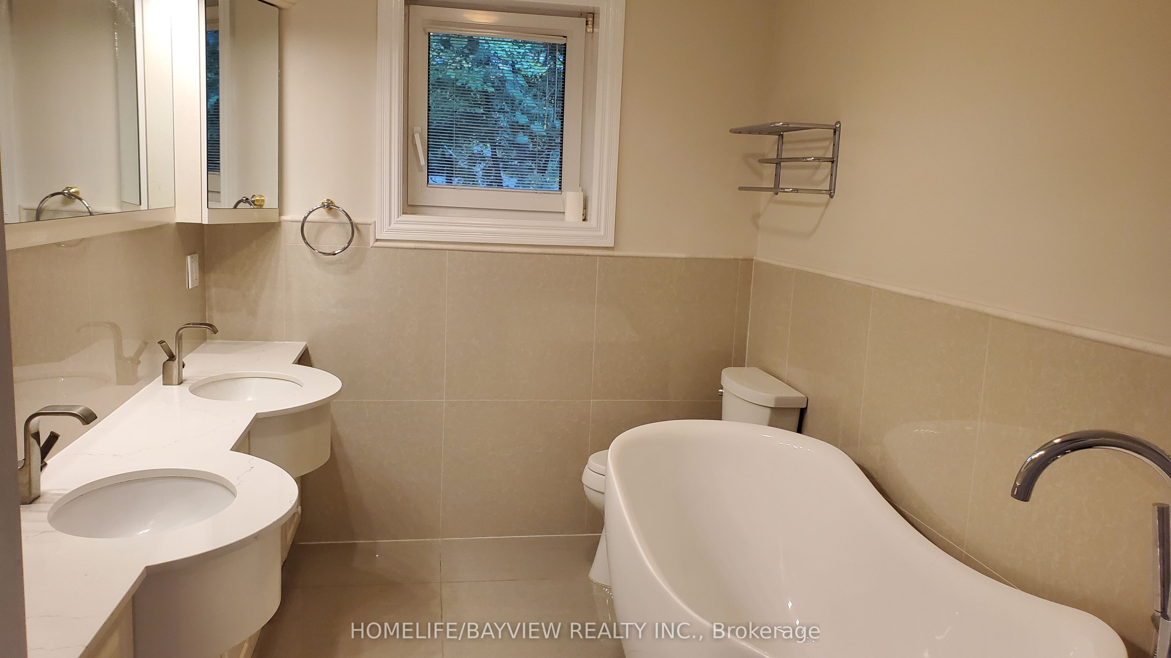 6 Restwell Crescent Property Photo 32