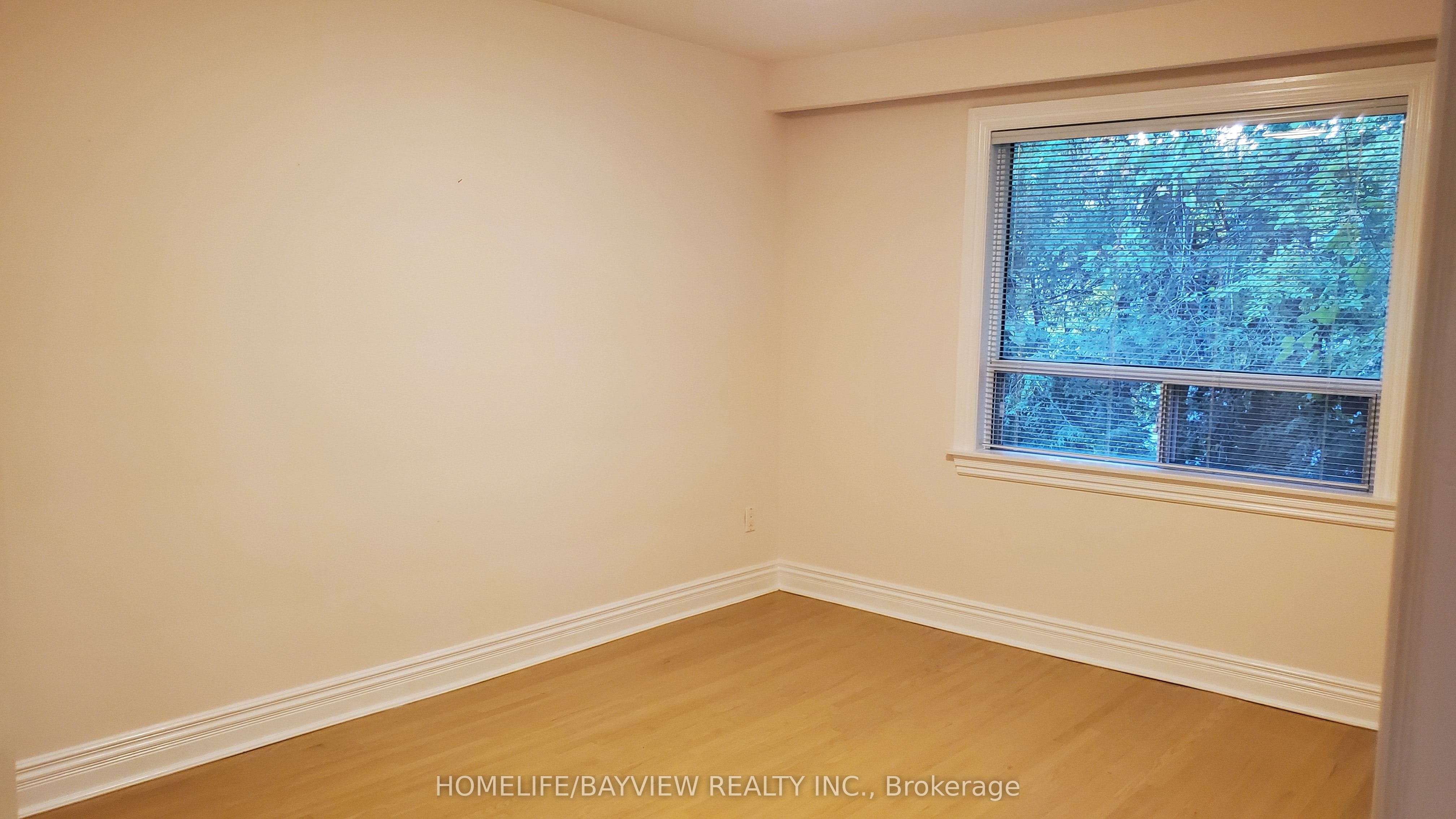 6 Restwell Crescent Property Photo 33