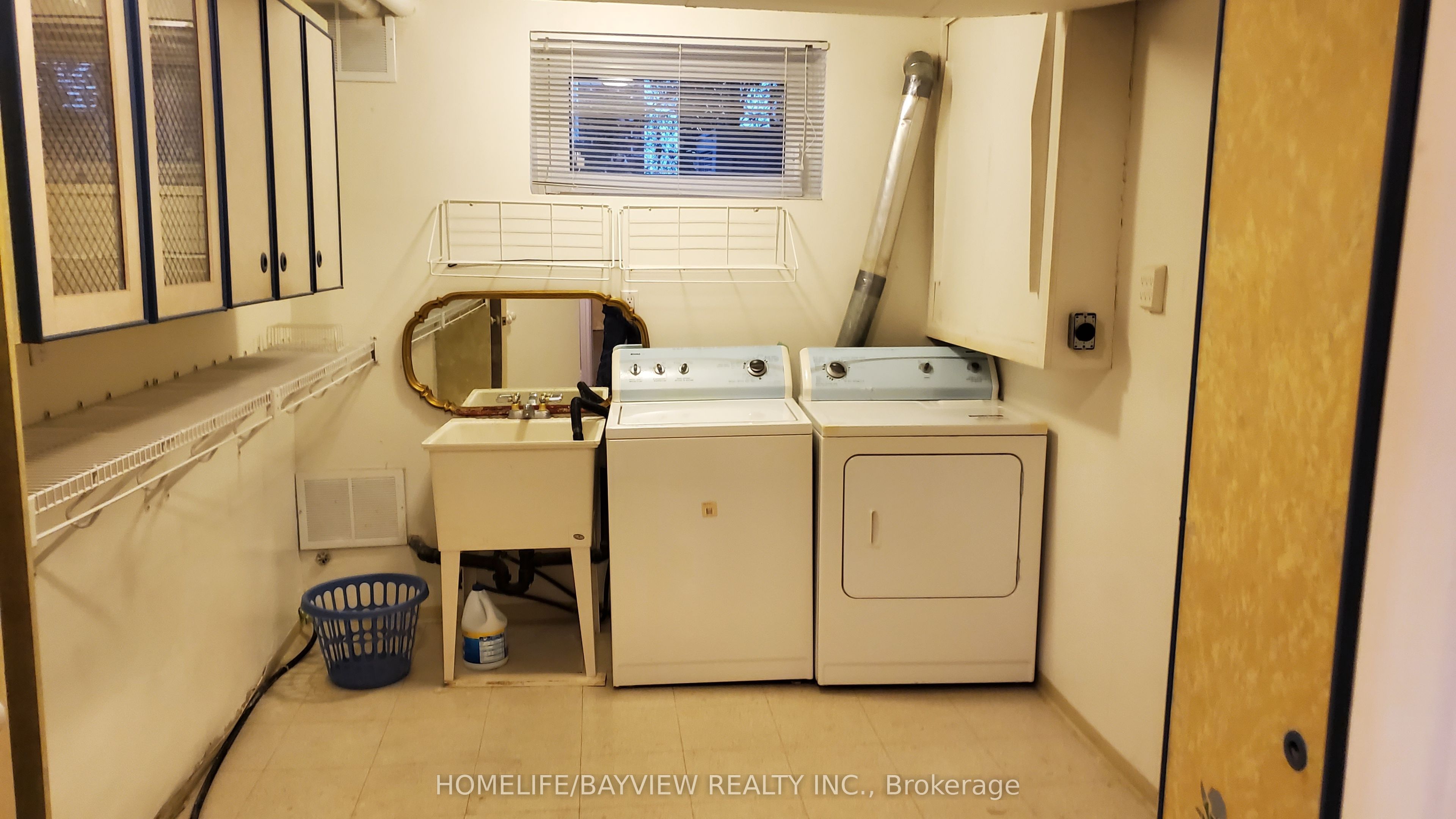 6 Restwell Crescent Property Photo 37