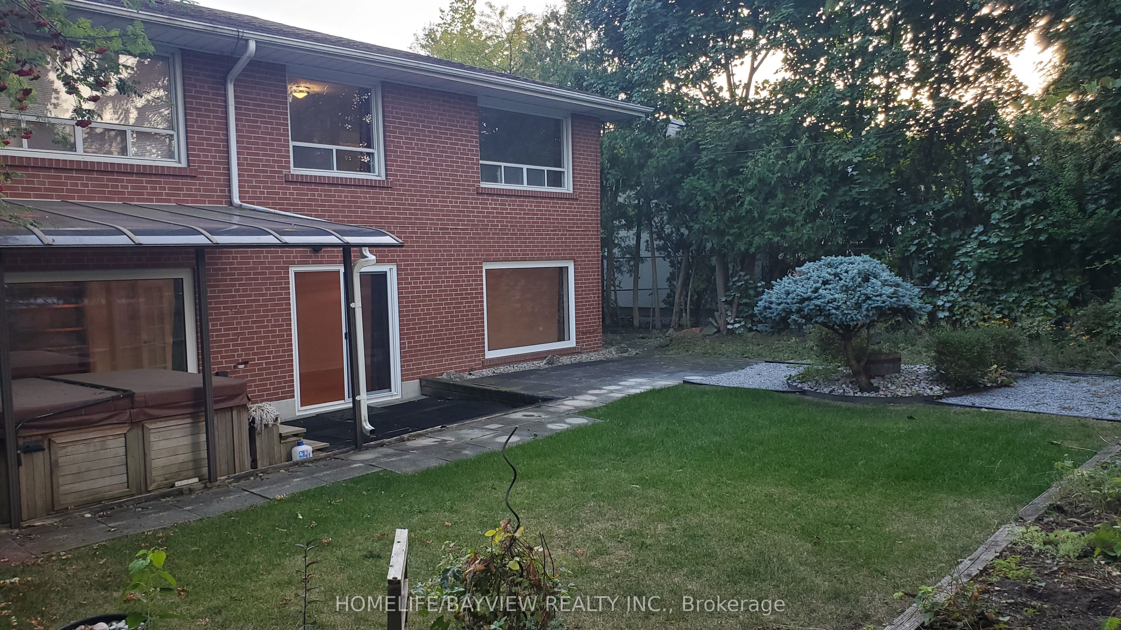 6 Restwell Crescent Property Photo 39