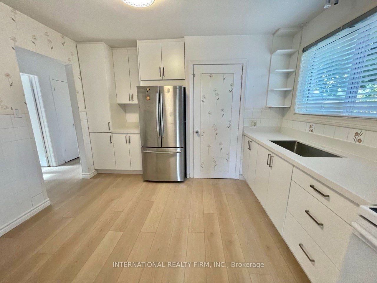 198 Waterloo Avenue Property Photo 4