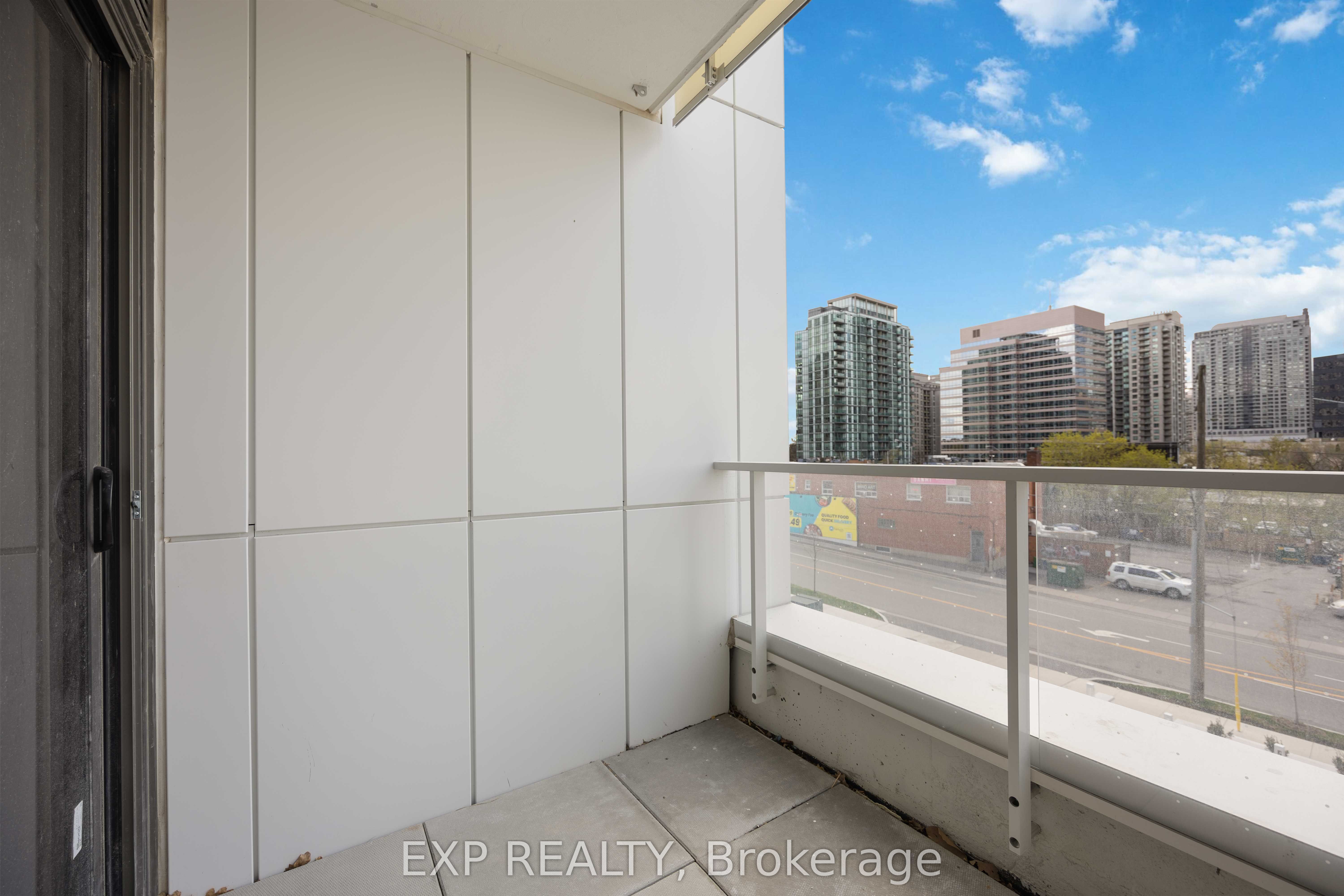 75 Canterbury Place 303 Property Photo 25