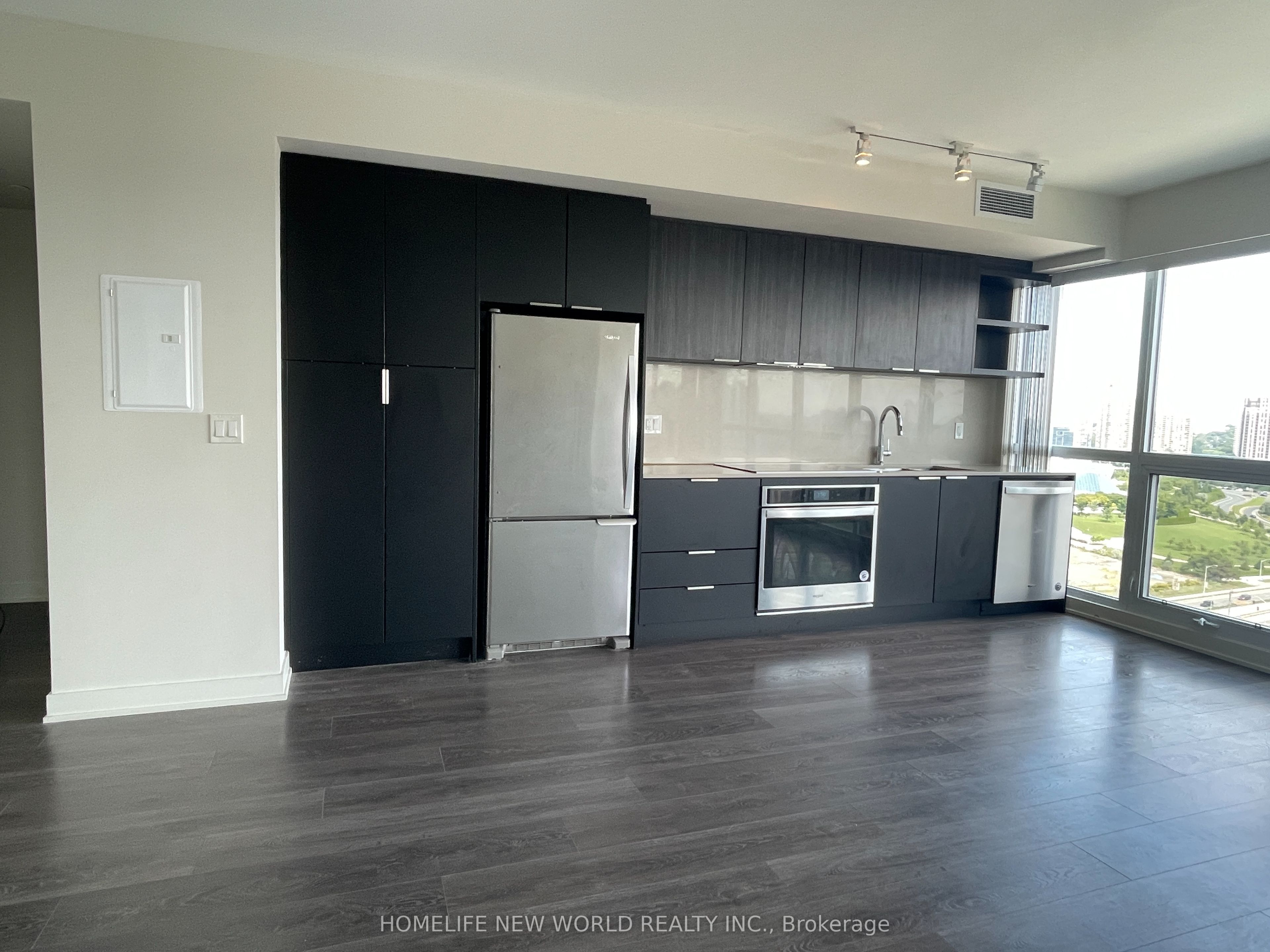 6 Sonic Way 1507 Property Photo 7