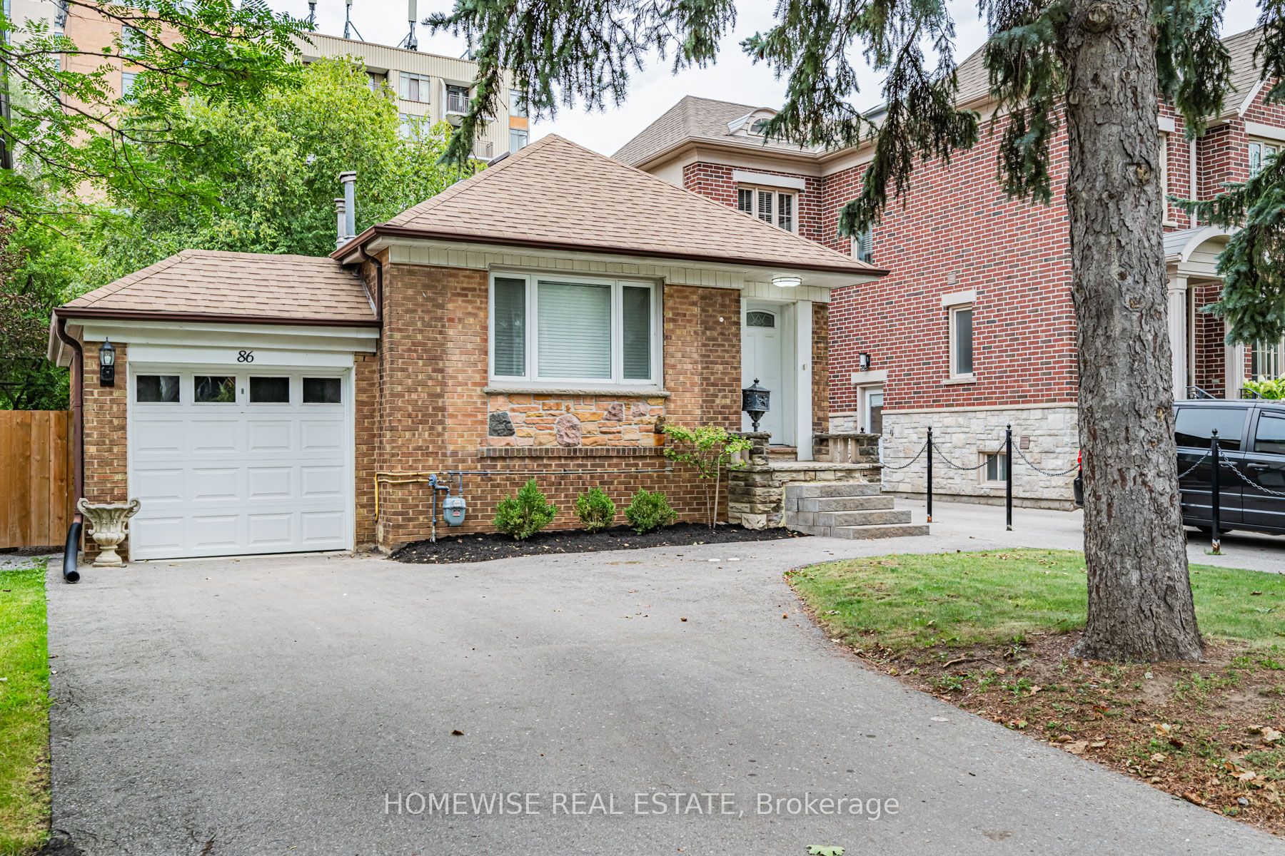 86 Fairleigh Crescent Property Photo 3