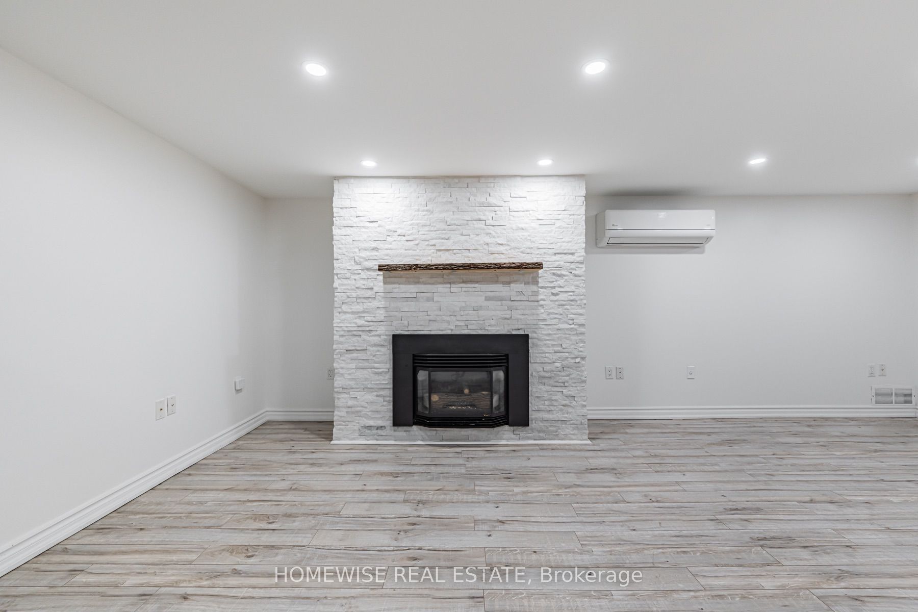 86 Fairleigh Crescent Property Photo 23