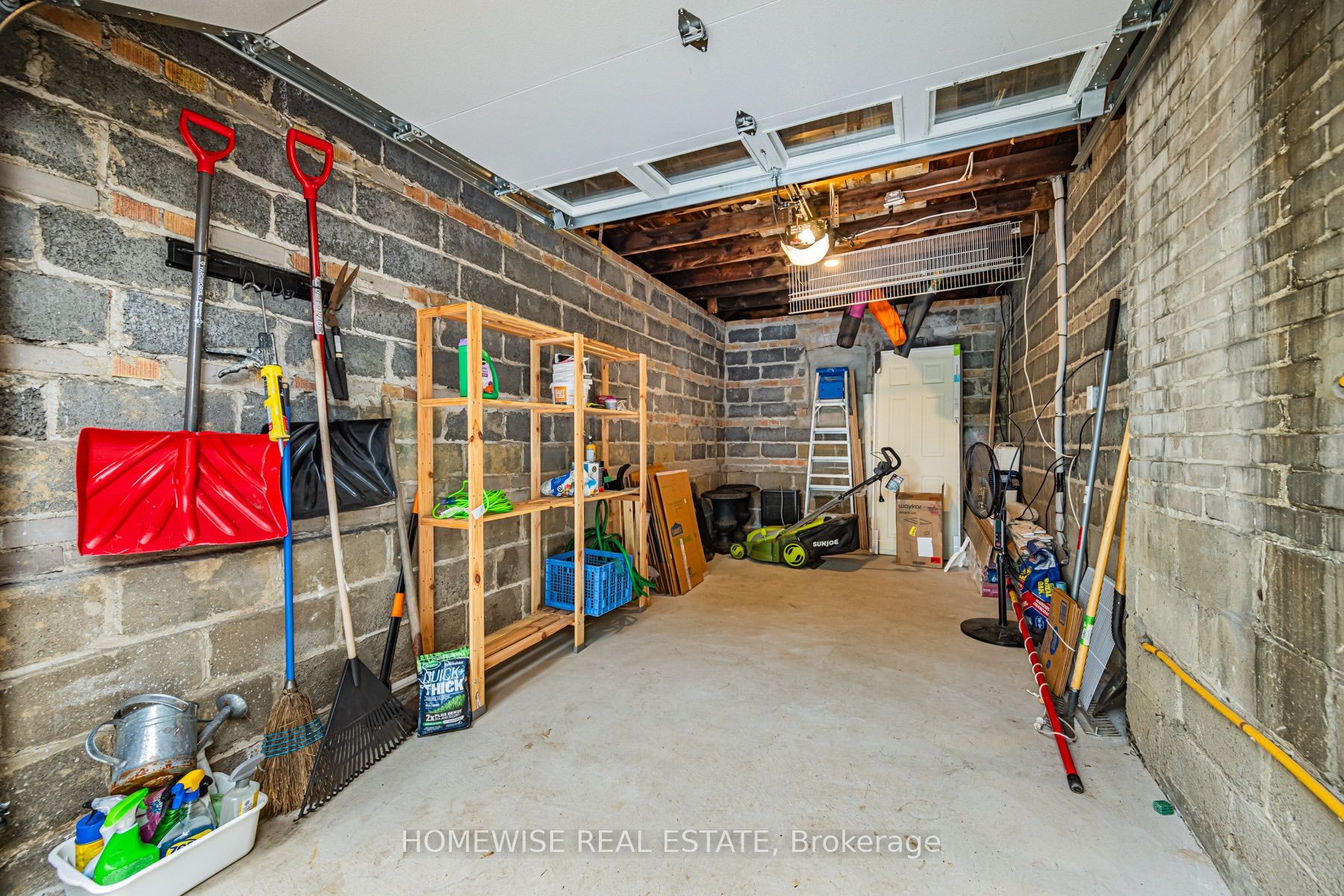 86 Fairleigh Crescent Property Photo 30