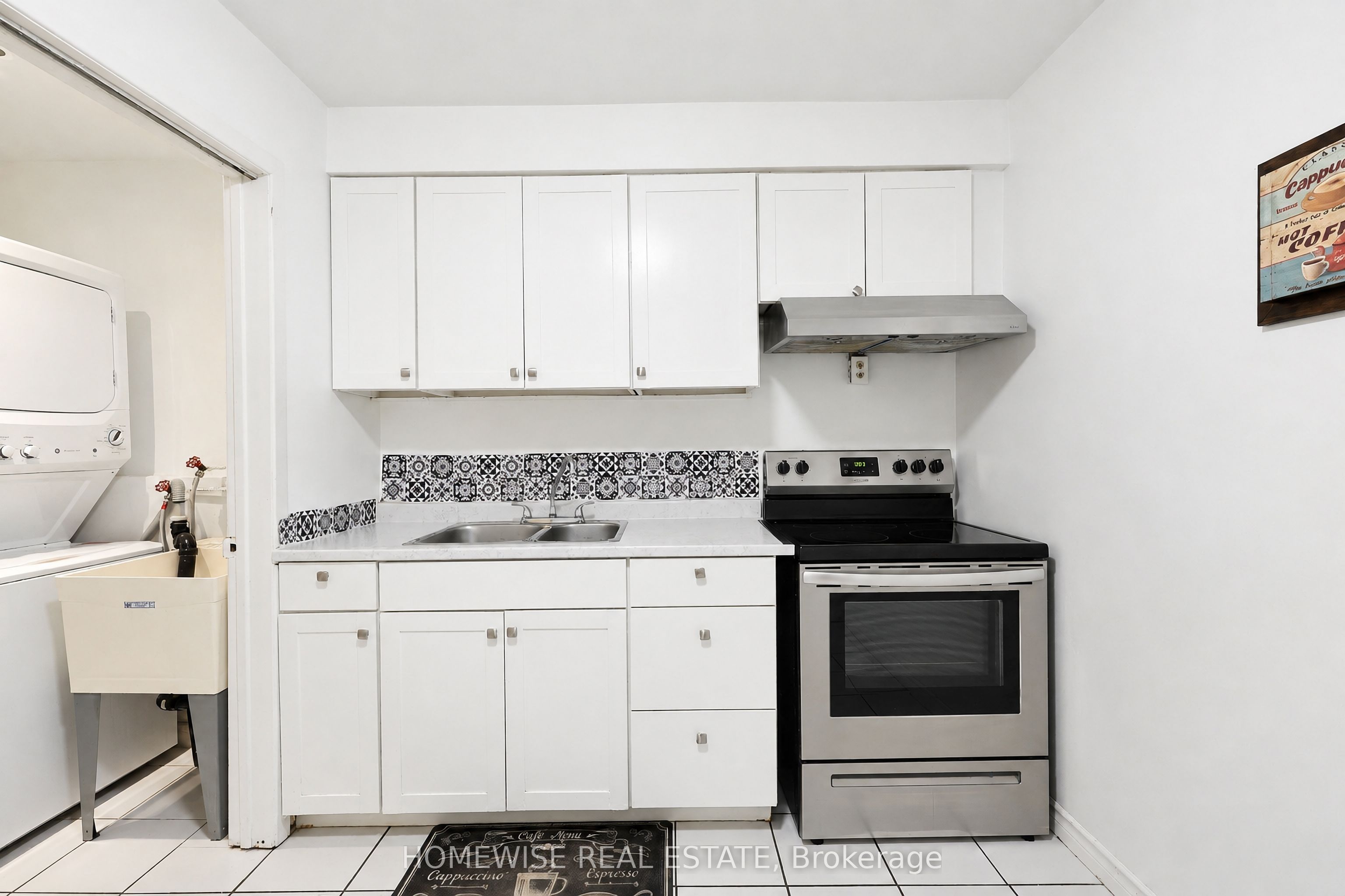961a Eglinton Avenue Rear Property Photo 6