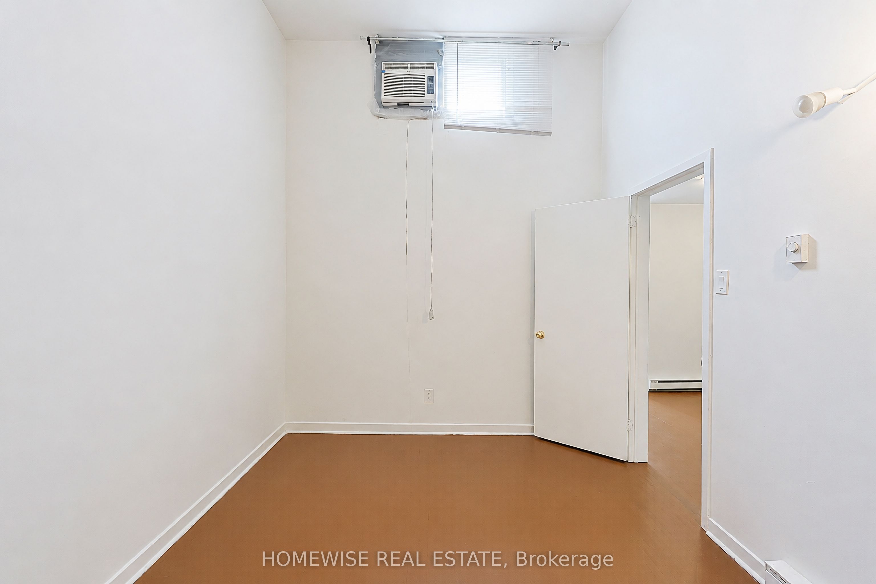 961a Eglinton Avenue Rear Property Photo 26