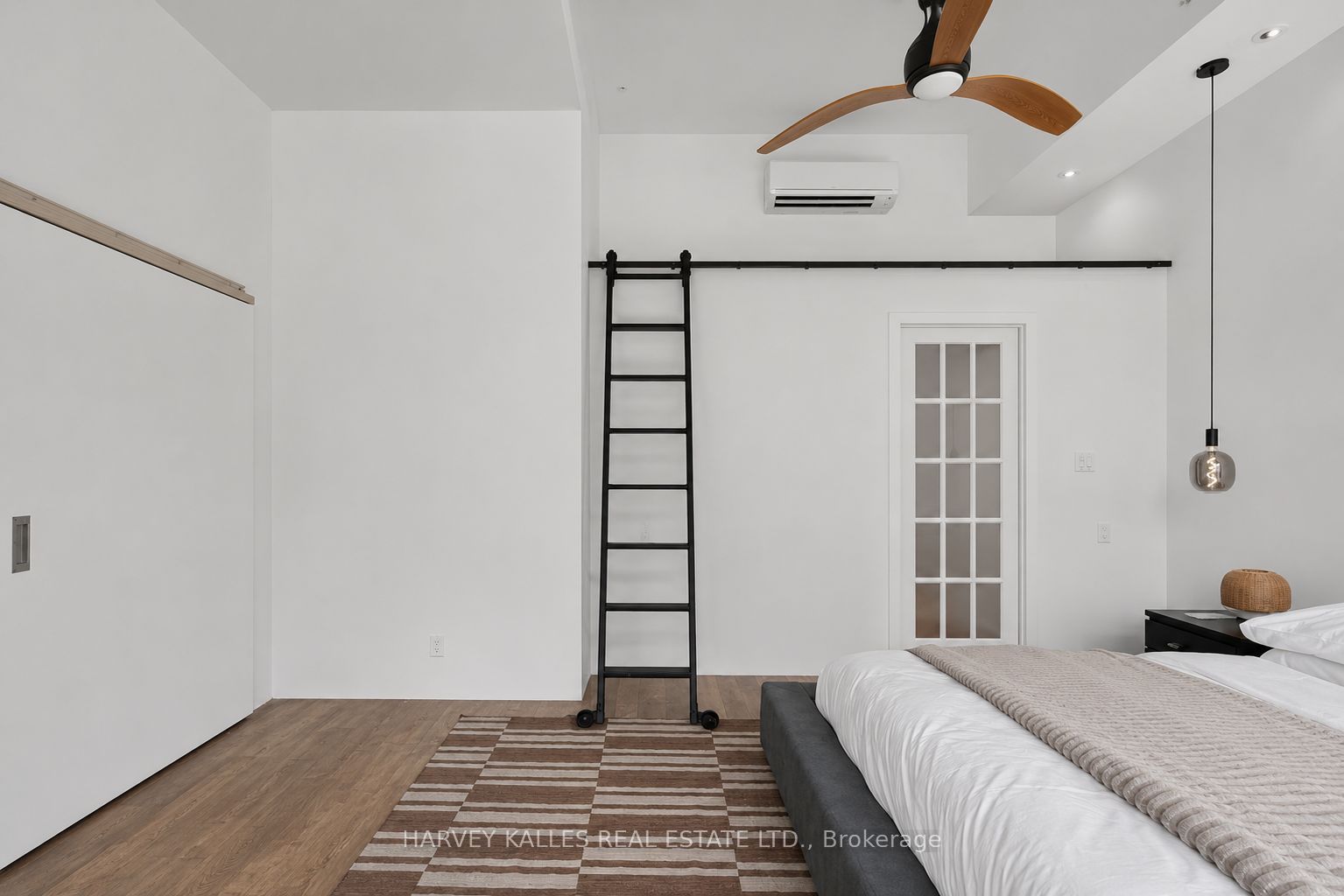 86 Gerrard Street E 1e Property Photo 19