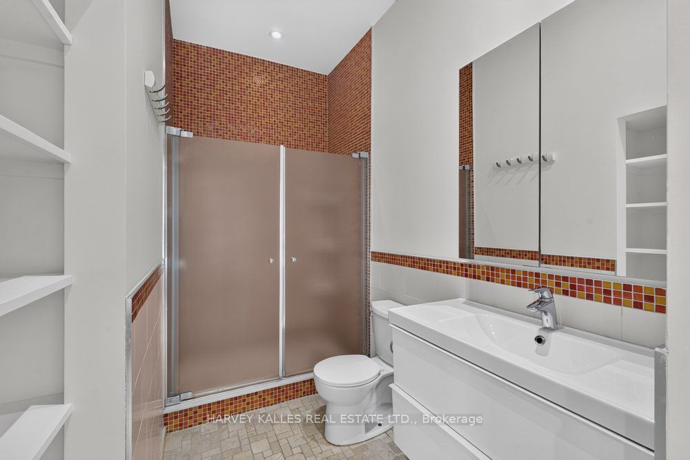 86 Gerrard Street E 1e Property Photo 23