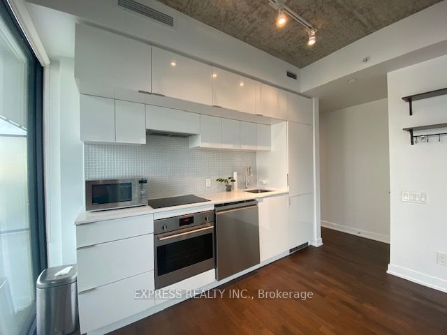 185 Roehampton Avenue 1903 Property Photo 5