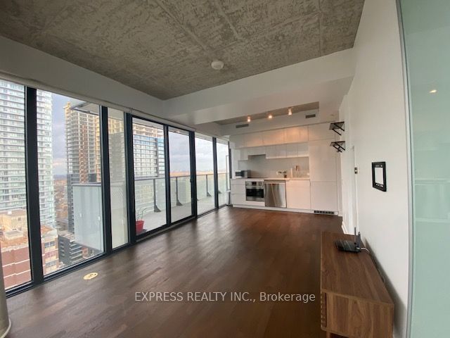 185 Roehampton Avenue 1903 Property Photo 7