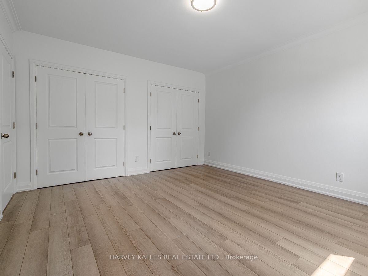 8 Markdale Avenue 4 Property Photo 7