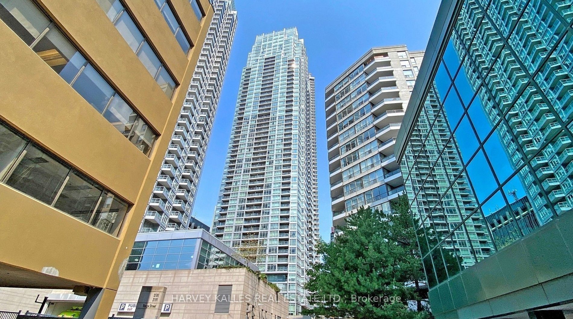 2191 Yonge Street 504 Property Photo 2