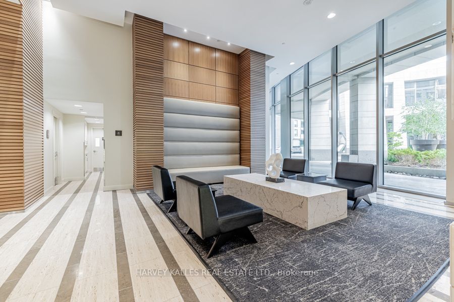 2191 Yonge Street 504 Property Photo 7
