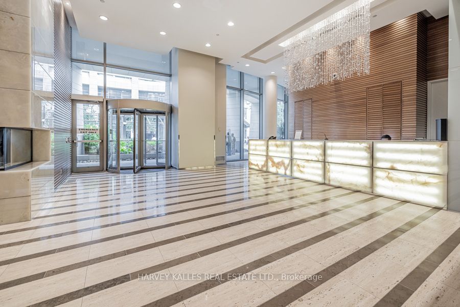 2191 Yonge Street 504 Property Photo 8
