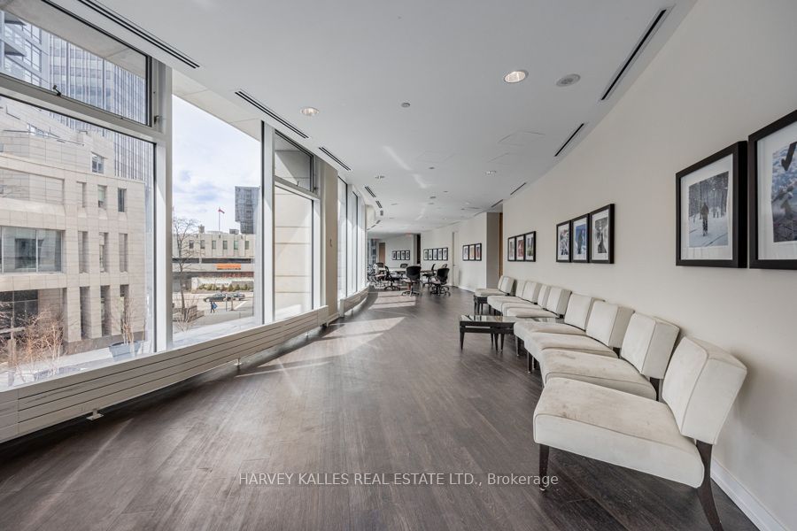 2191 Yonge Street 504 Property Photo 9