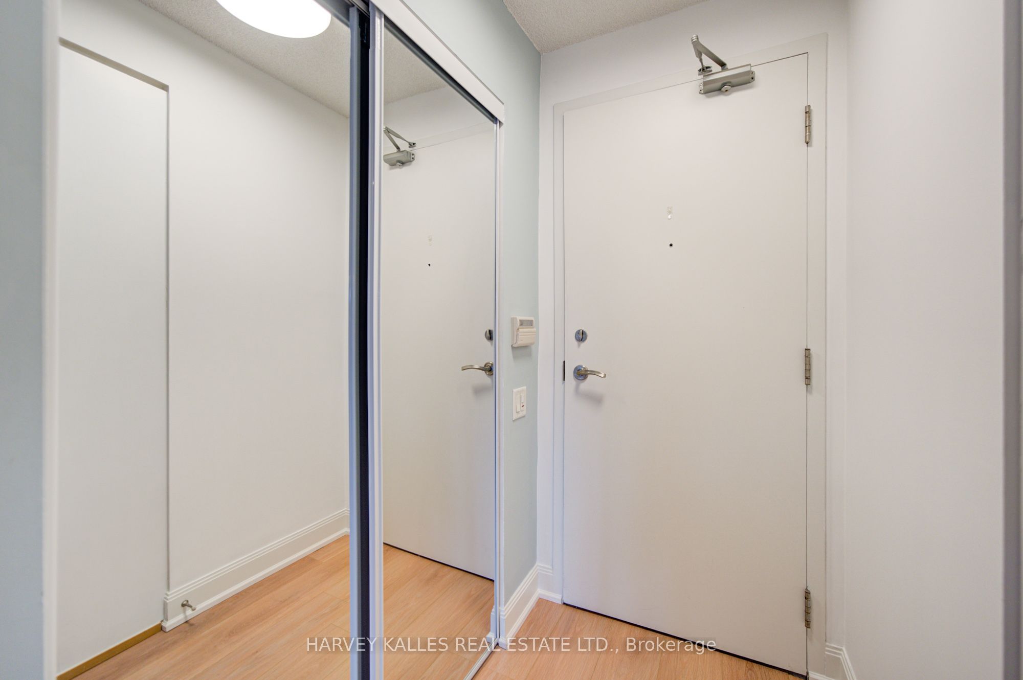 2191 Yonge Street 504 Property Photo 14