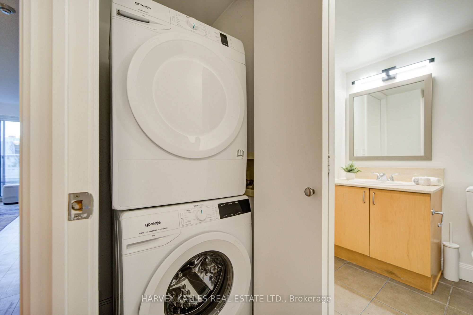 2191 Yonge Street 504 Property Photo 39
