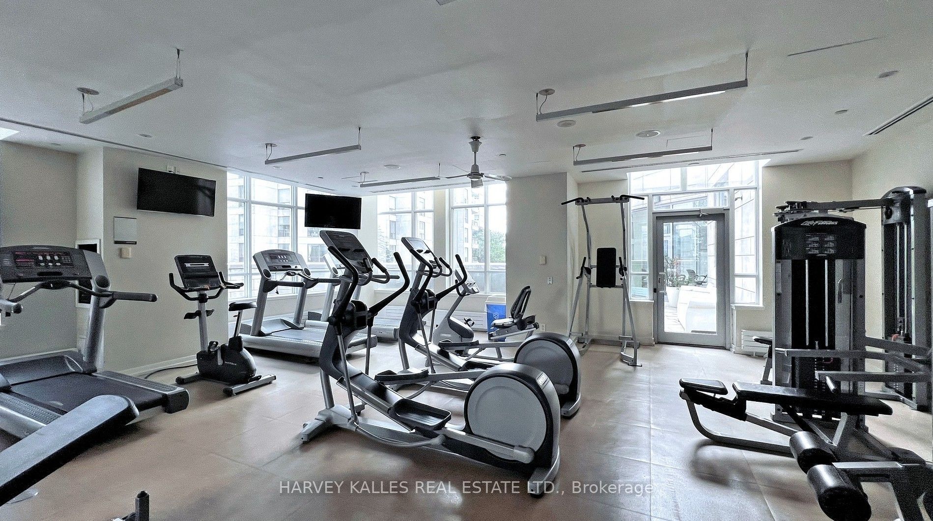 2191 Yonge Street 504 Property Photo 43