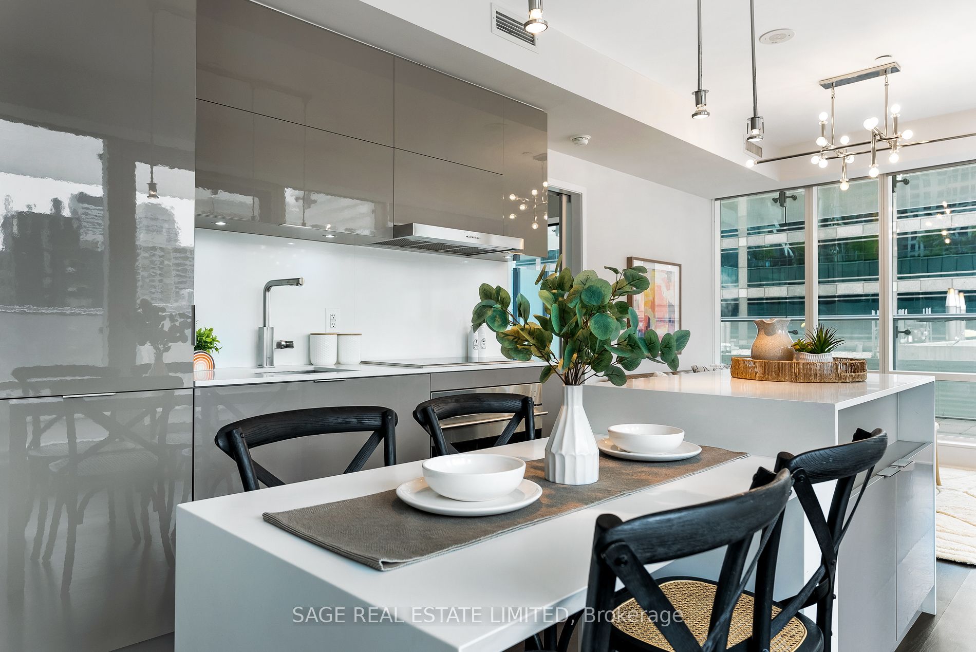 1 Bloor Street E 510 Property Photo 7