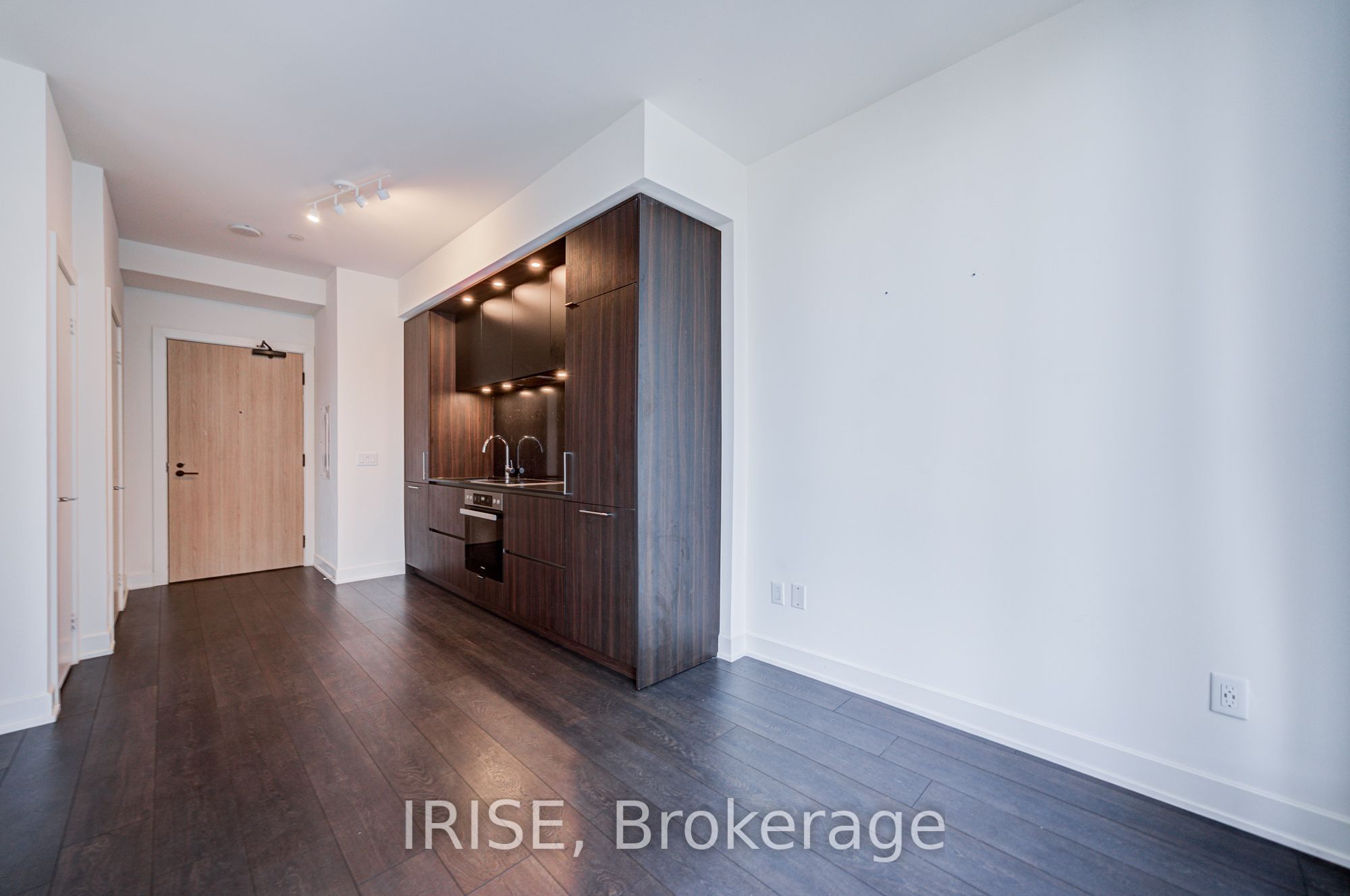 35 Mercer Street 4013 Property Photo 6