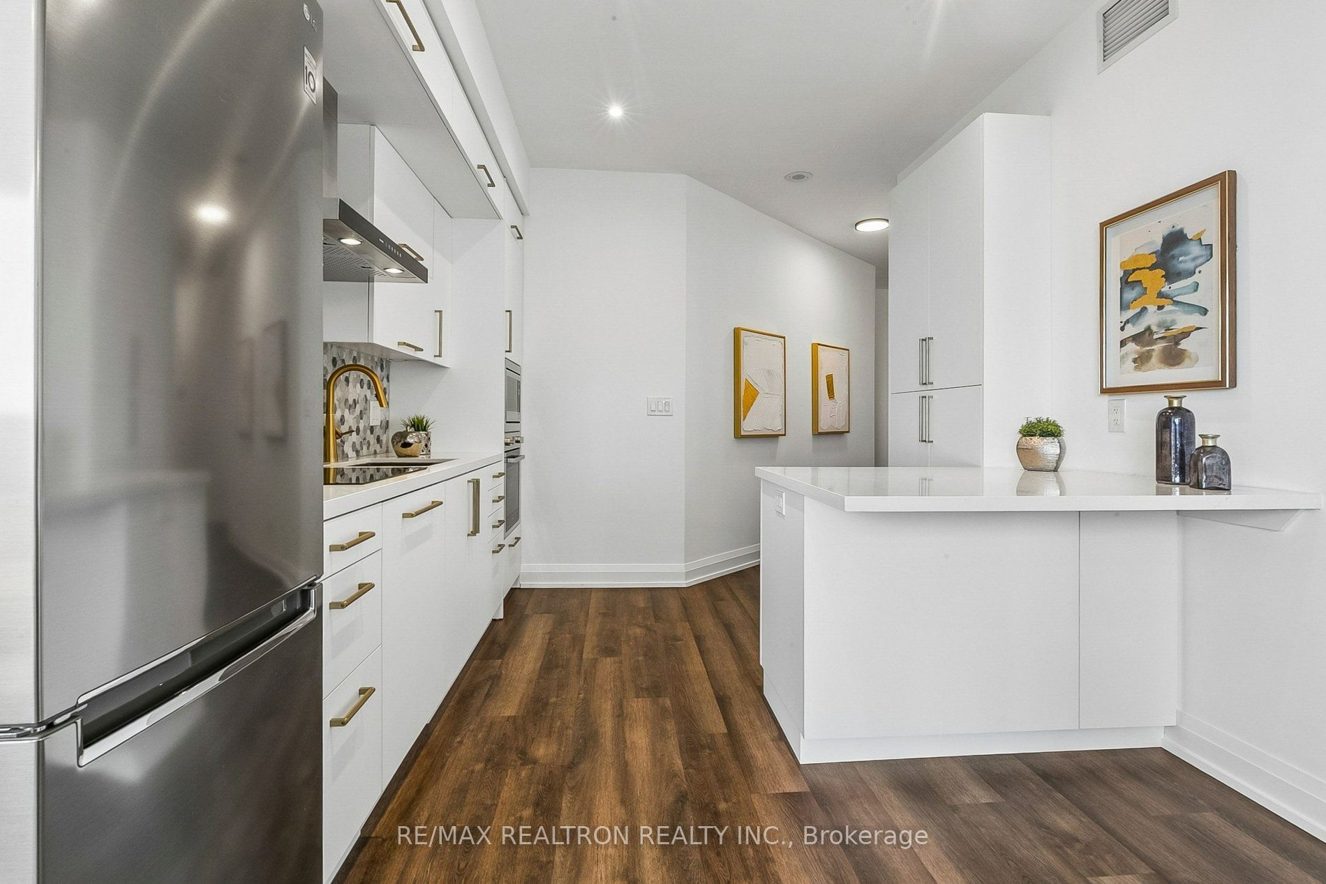 5 Sheppard Avenue E 1825 Property Photo 14