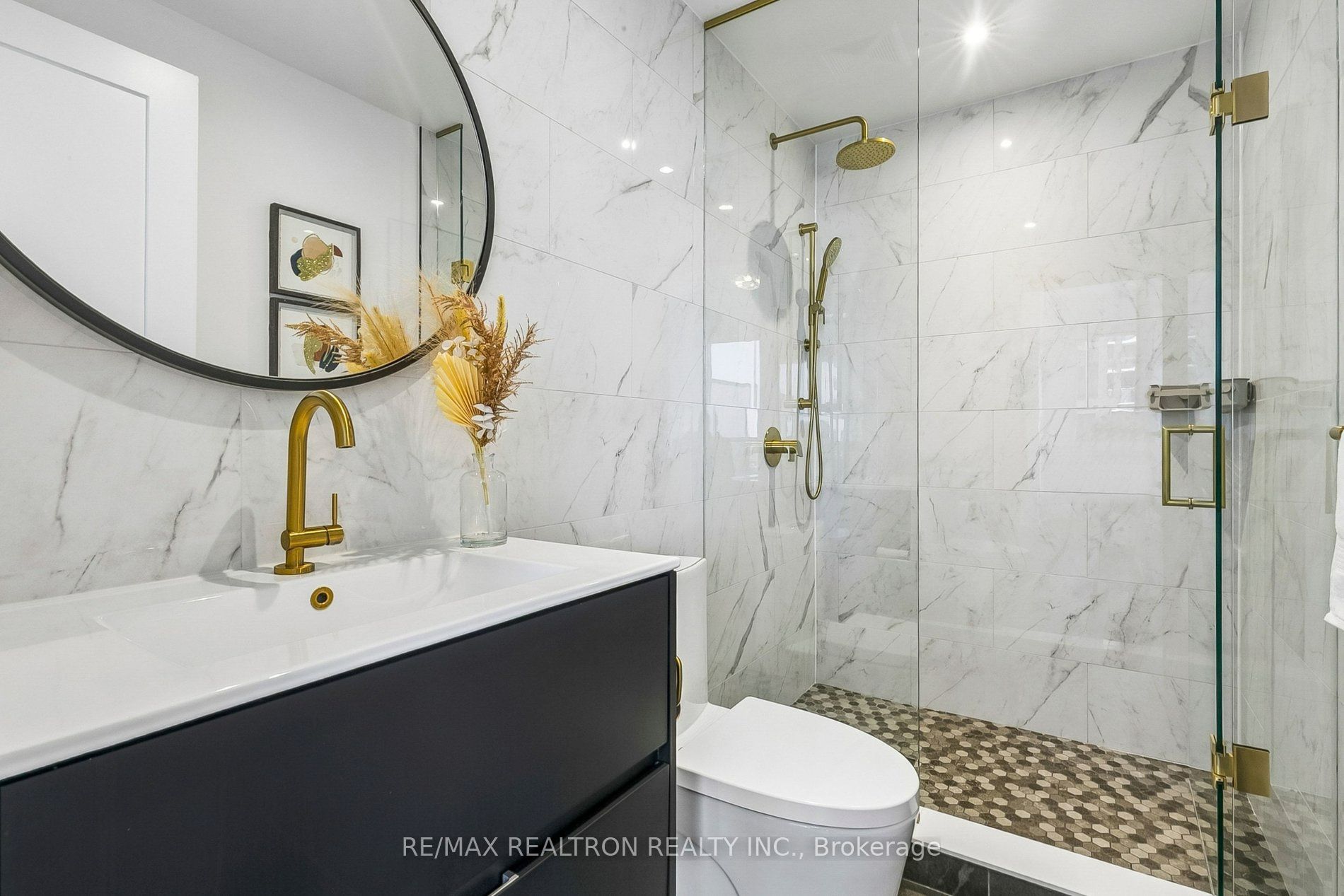 5 Sheppard Avenue E 1825 Property Photo 23