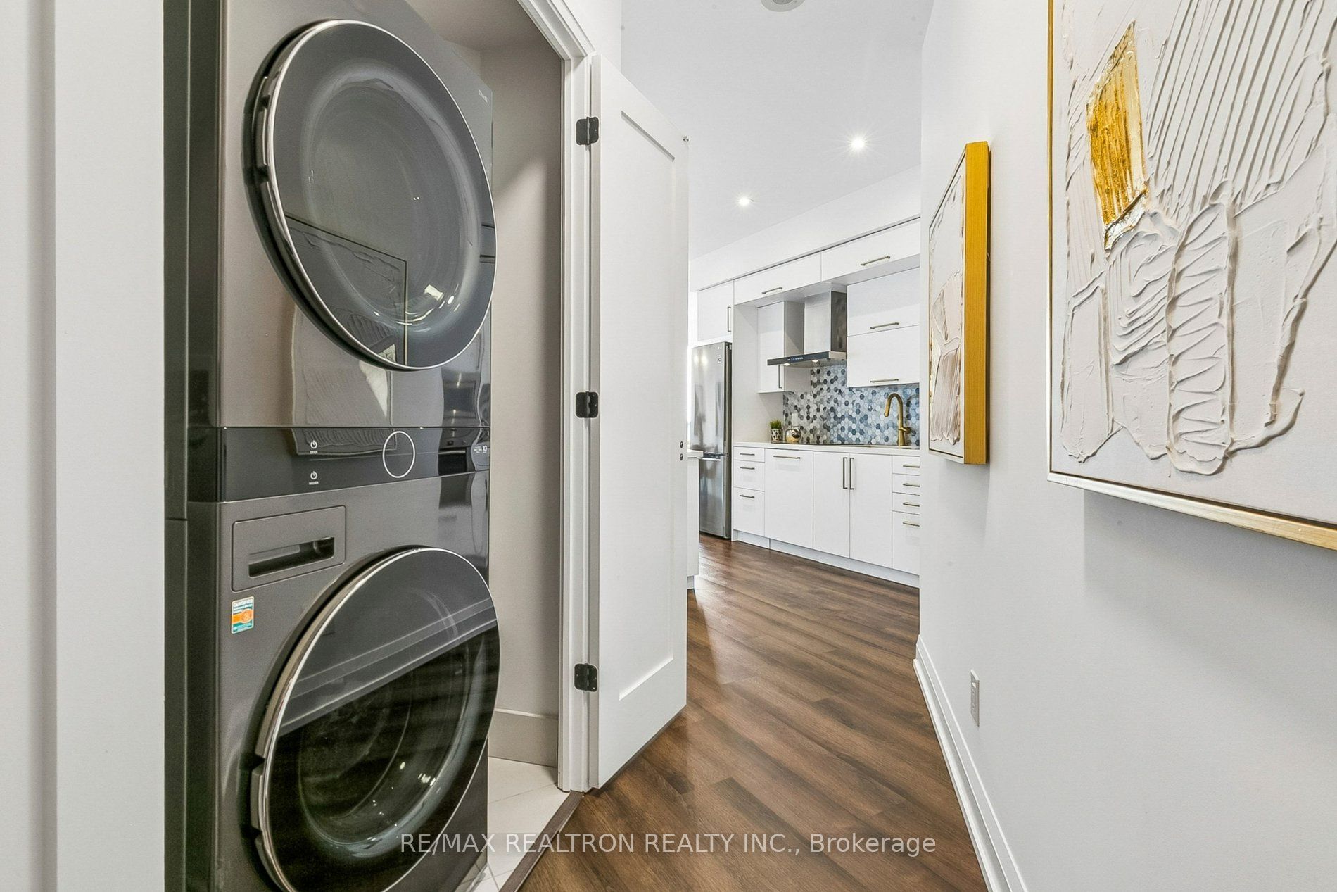 5 Sheppard Avenue E 1825 Property Photo 30