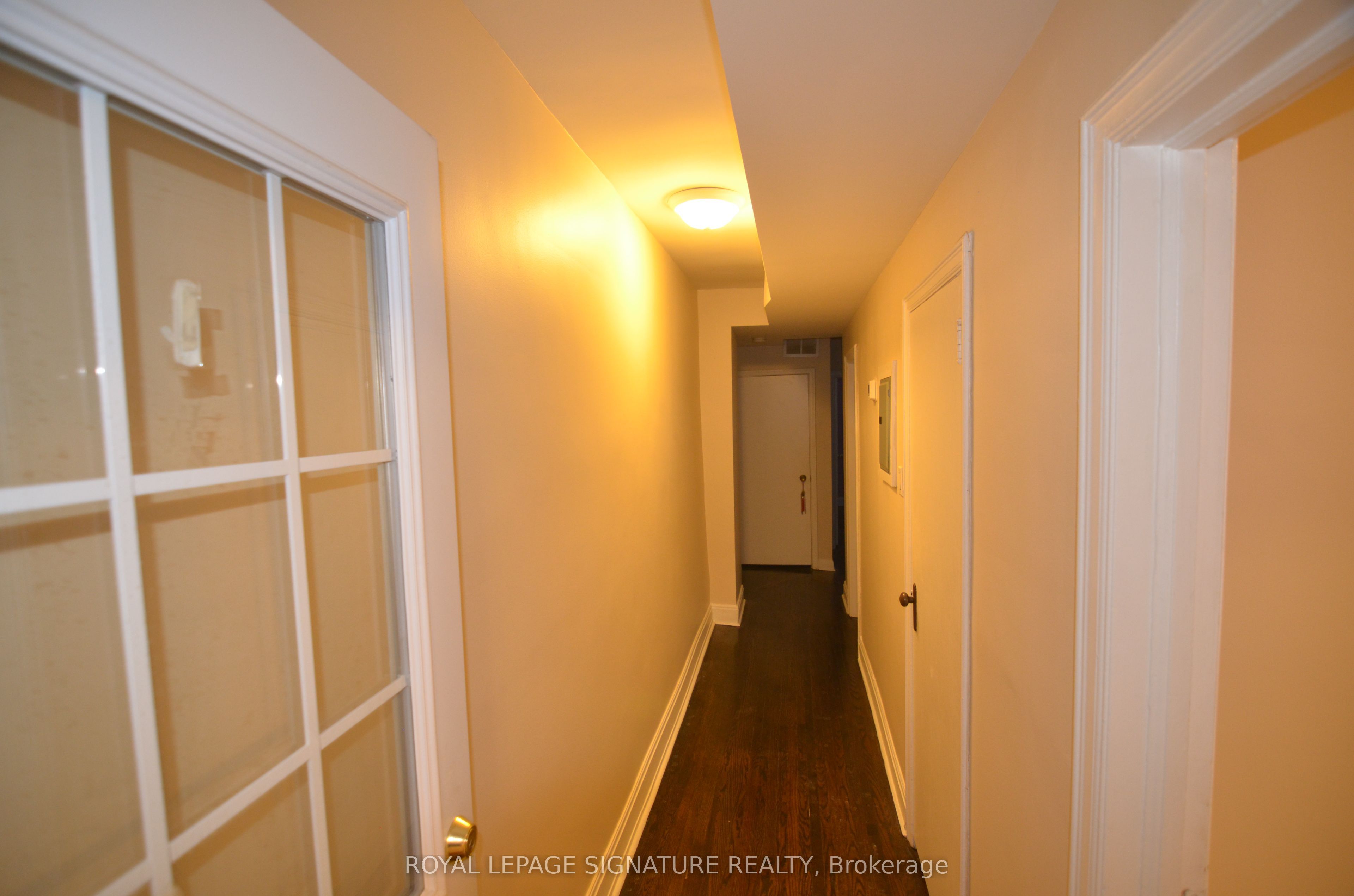 997 Eglinton Avenue W Property Photo 4