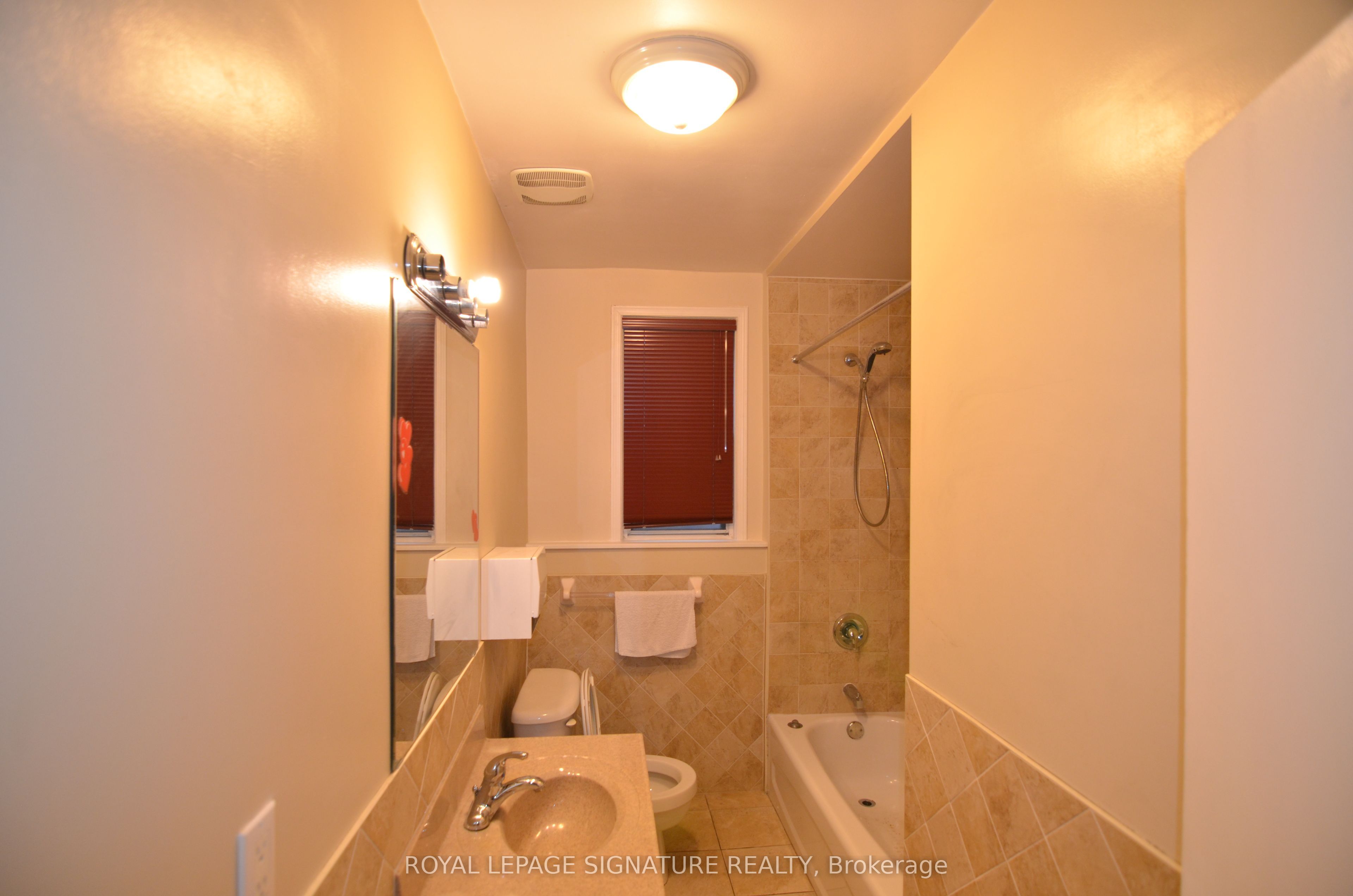 997 Eglinton Avenue W Property Photo 15